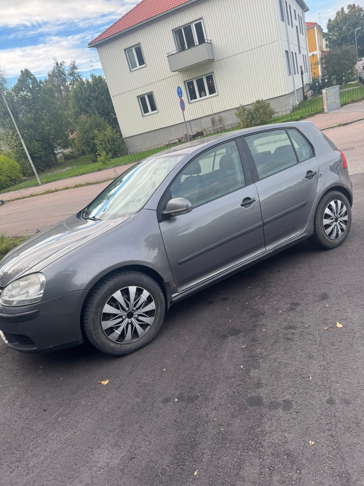 Volkswagen Golf 2005, bild 2/5