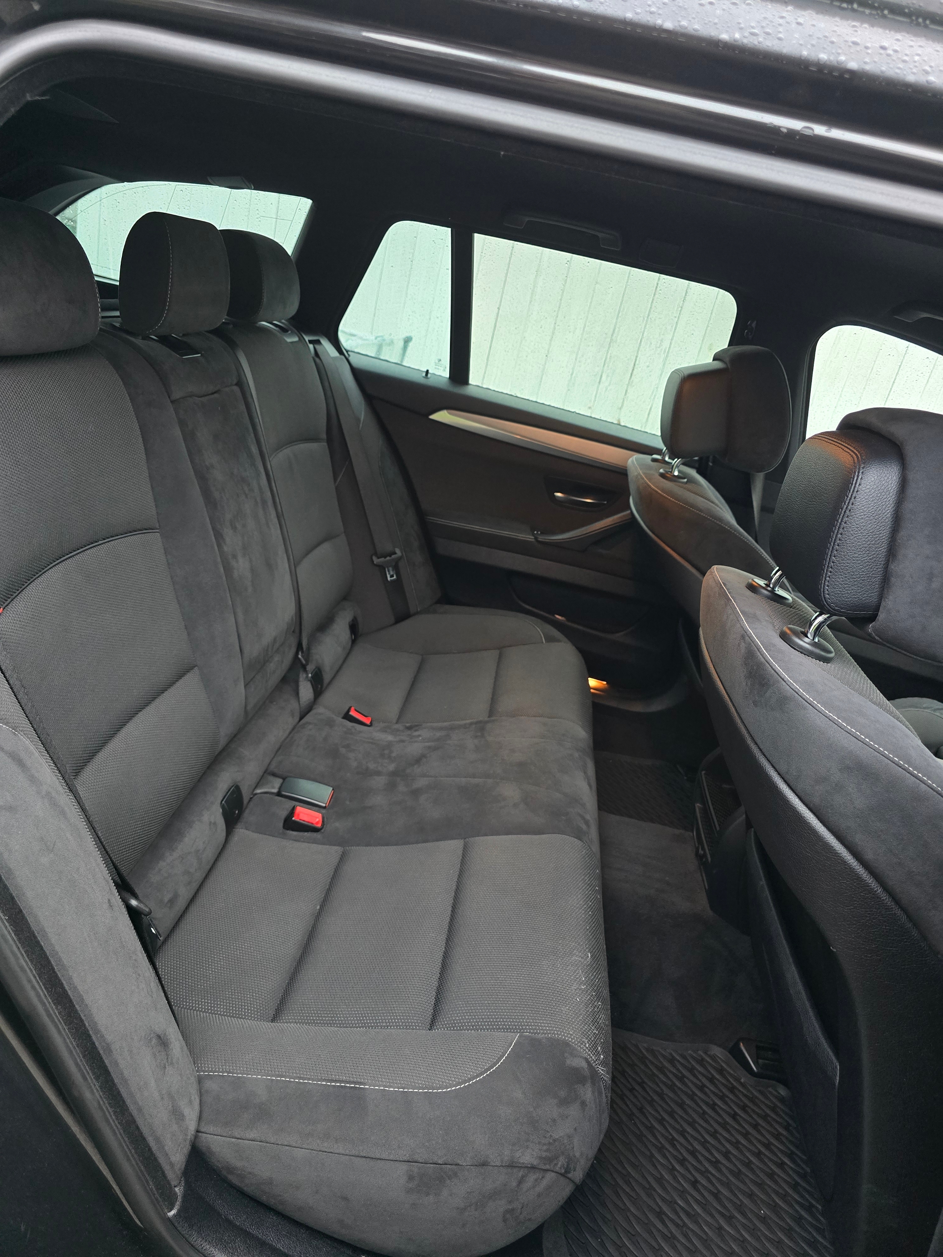 BMW 520 d M-sport Touring Steptronic 2011, bild 7/8