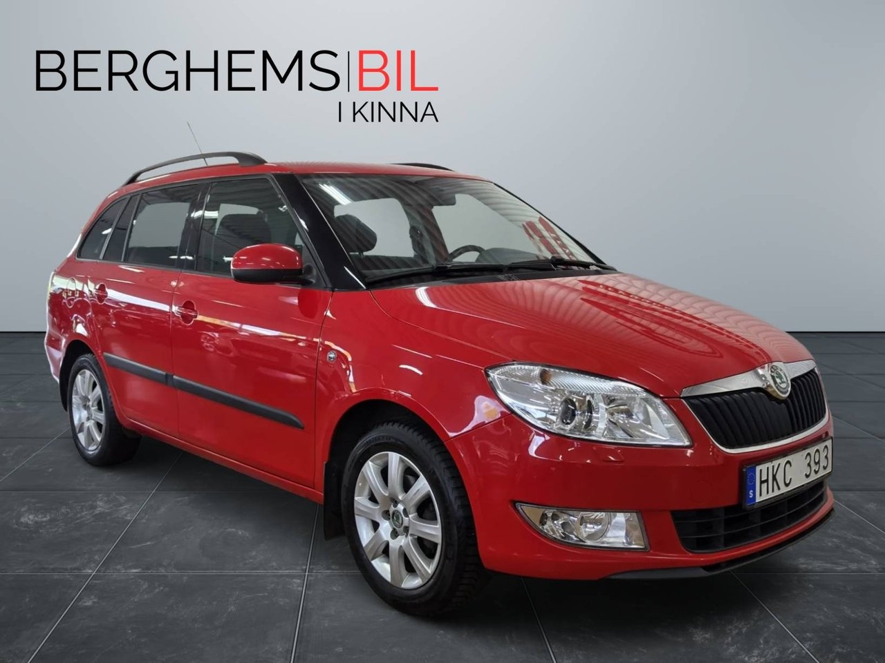 Skoda Fabia 2011, bild 2/10