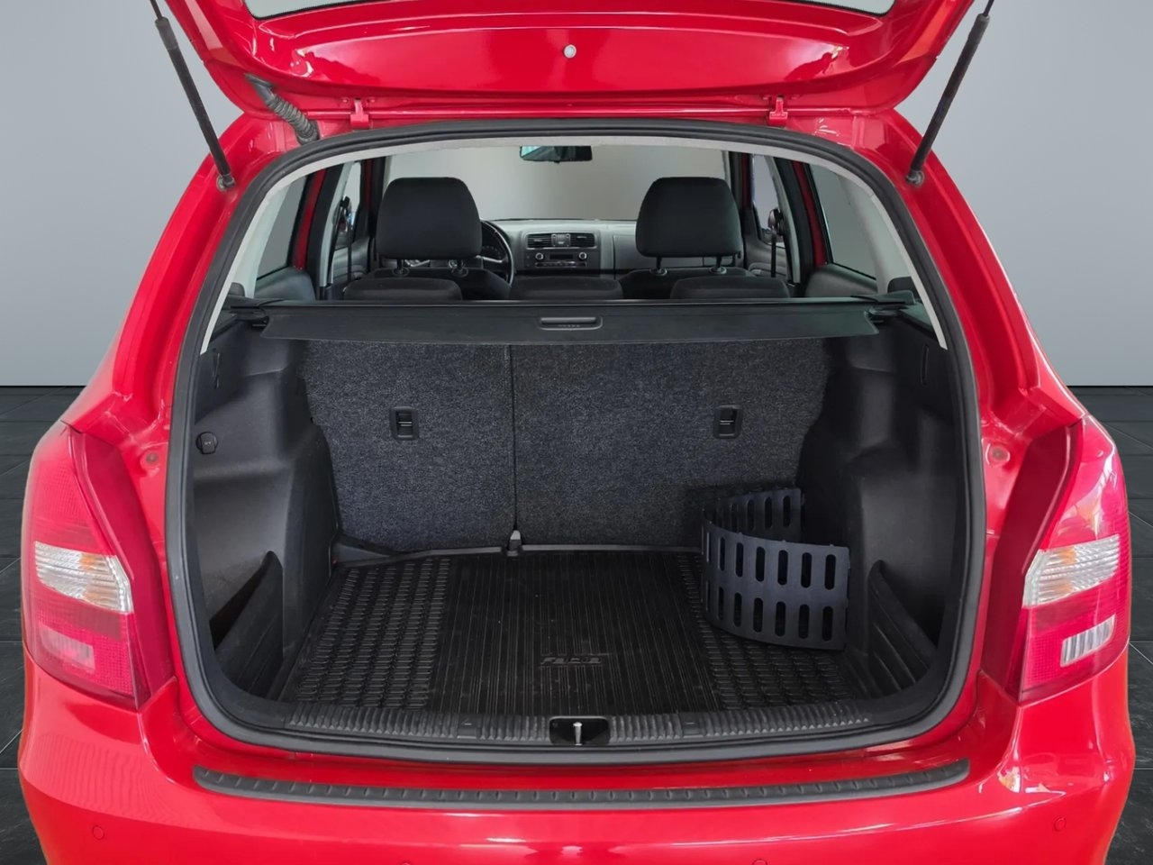 Skoda Fabia 2011, bild 5/10