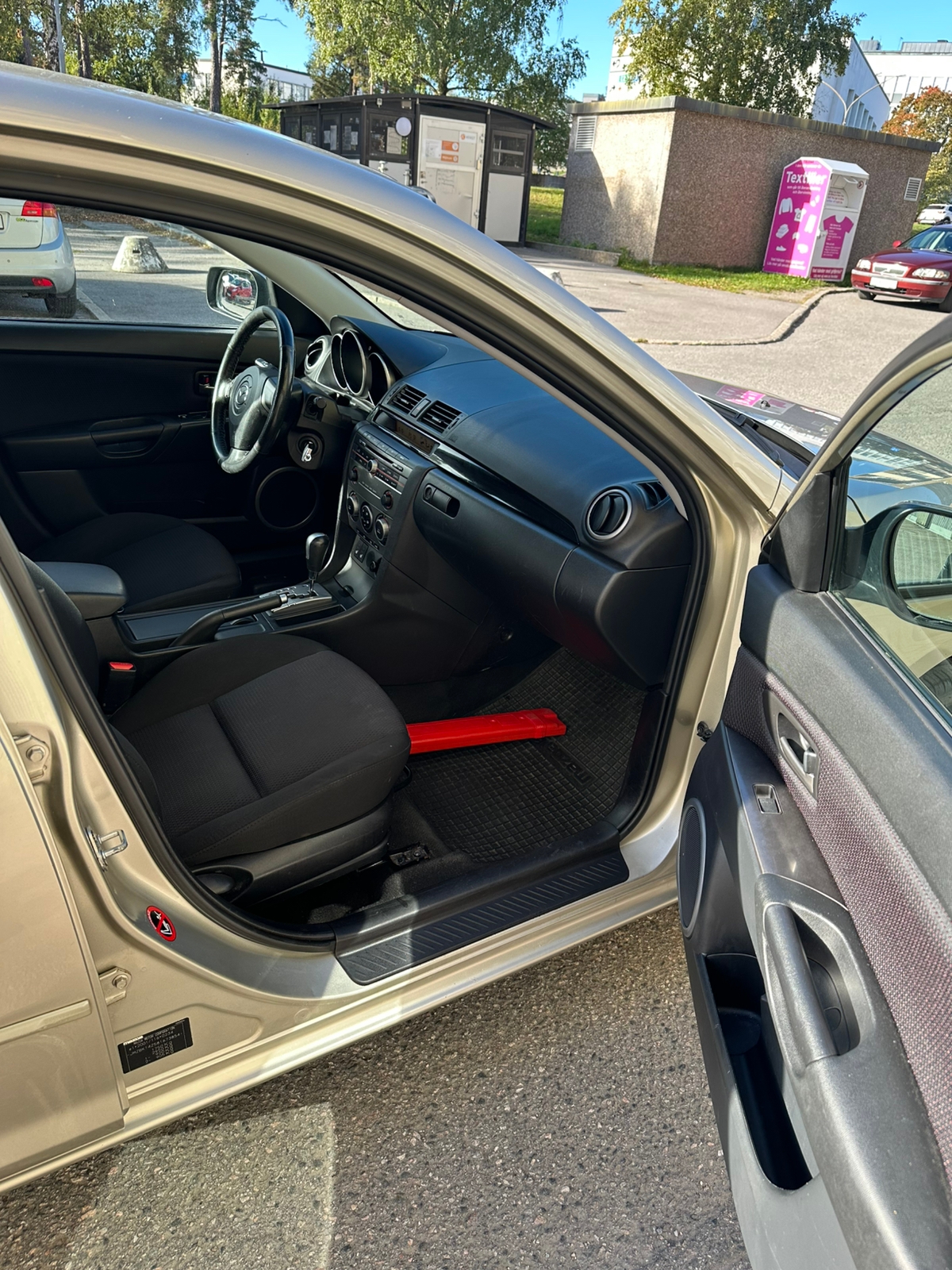 Mazda 3 Sport 1.6 MZR Automatisk 2008, bild 7/10
