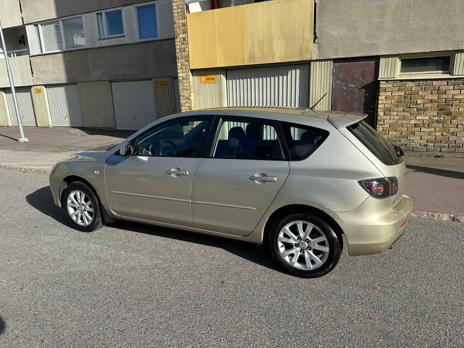 Mazda 3 Sport 1.6 MZR Automatisk 2008, bild 3/10