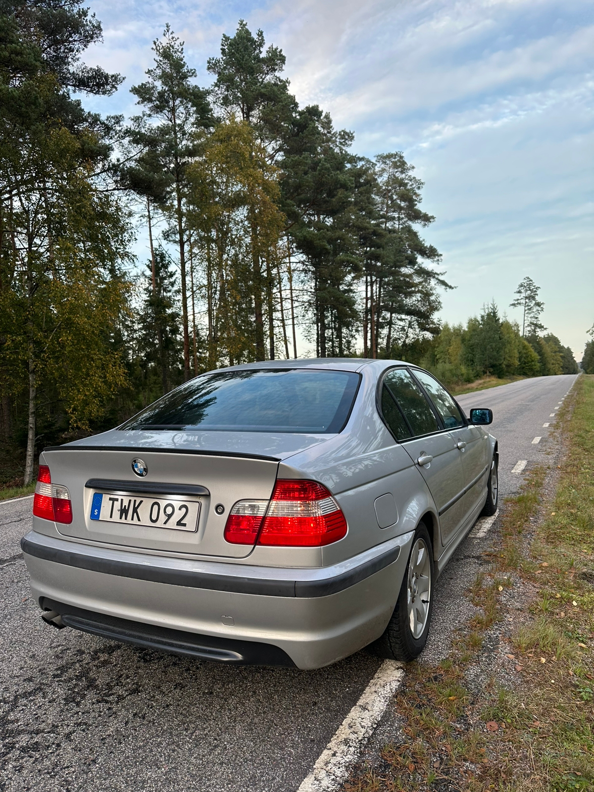 BMW 320 i M-sport, Sedan Manuell 2003, bild 4/10