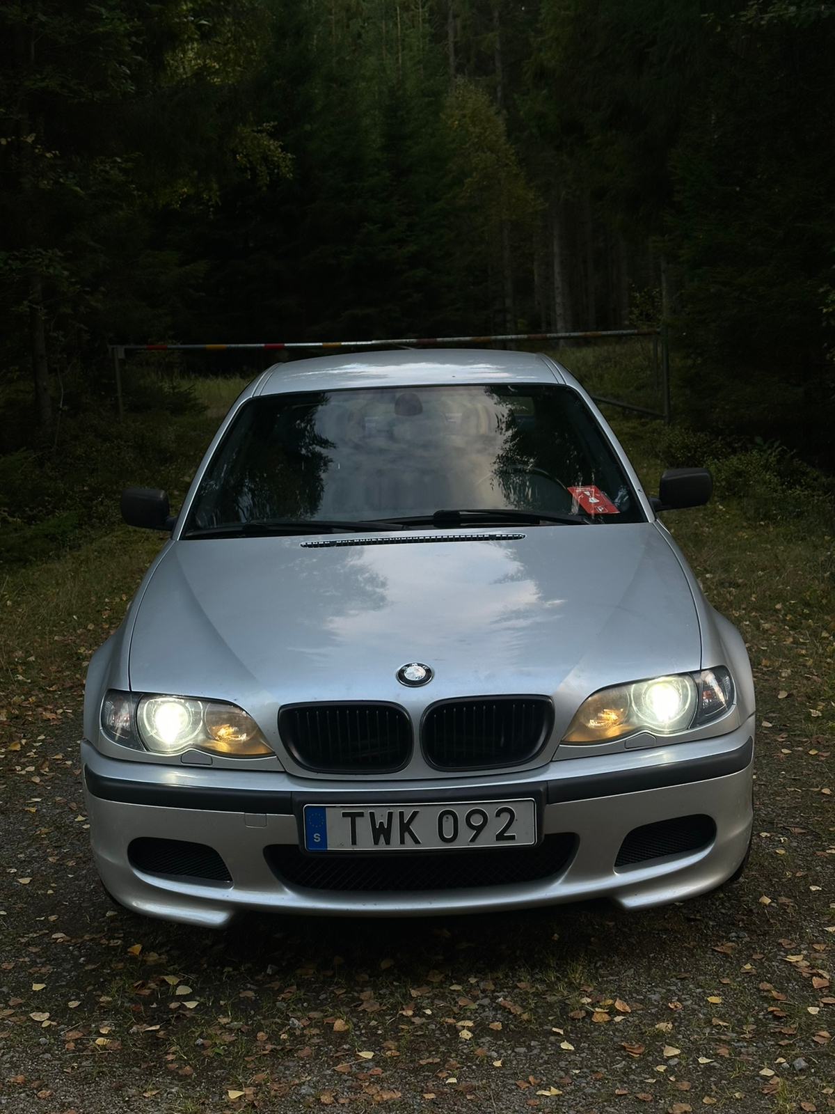 BMW 320 i M-sport, Sedan Manuell 2003, bild 6/10
