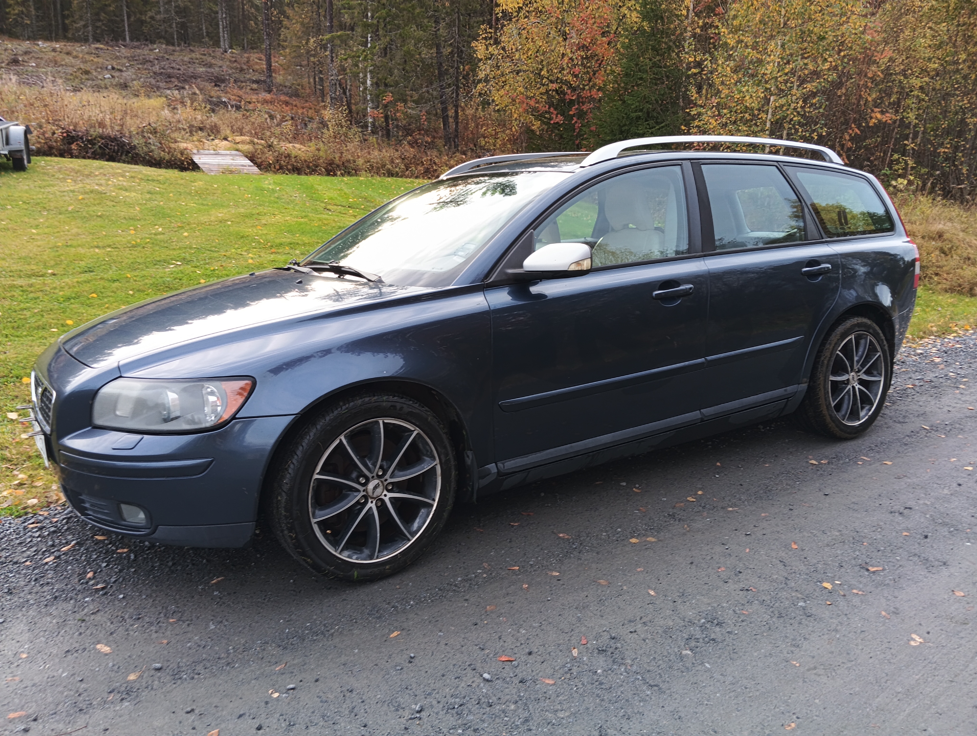 Volvo V50 T5 AWD Manuell 2005, bild 2/4
