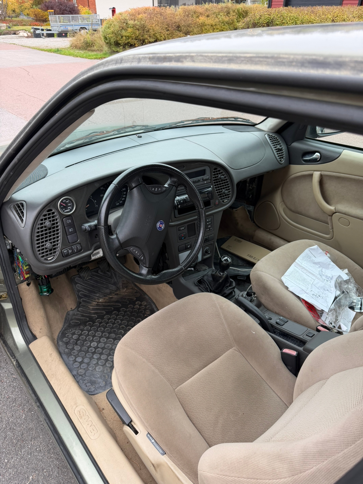 Saab 9-3 Påkostat rullande projekt 1998, bild 2/8