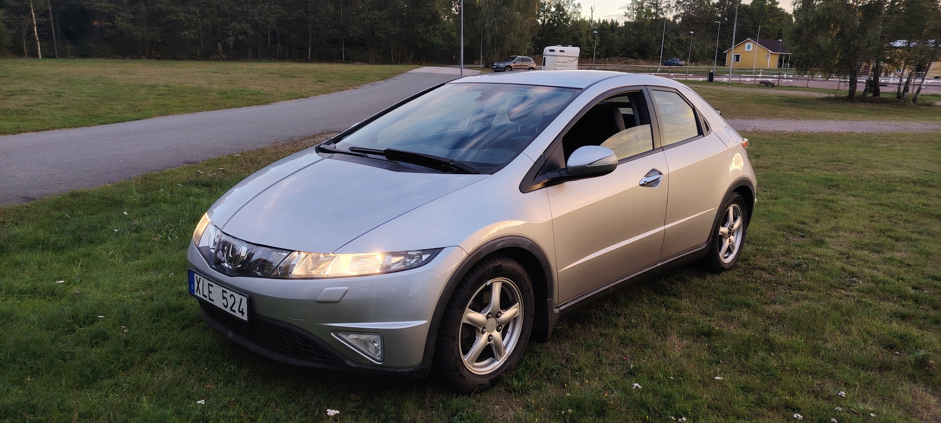 Honda Civic 5-dörrar 1.8 i-VTEC Manuell 2006, bild 3/10