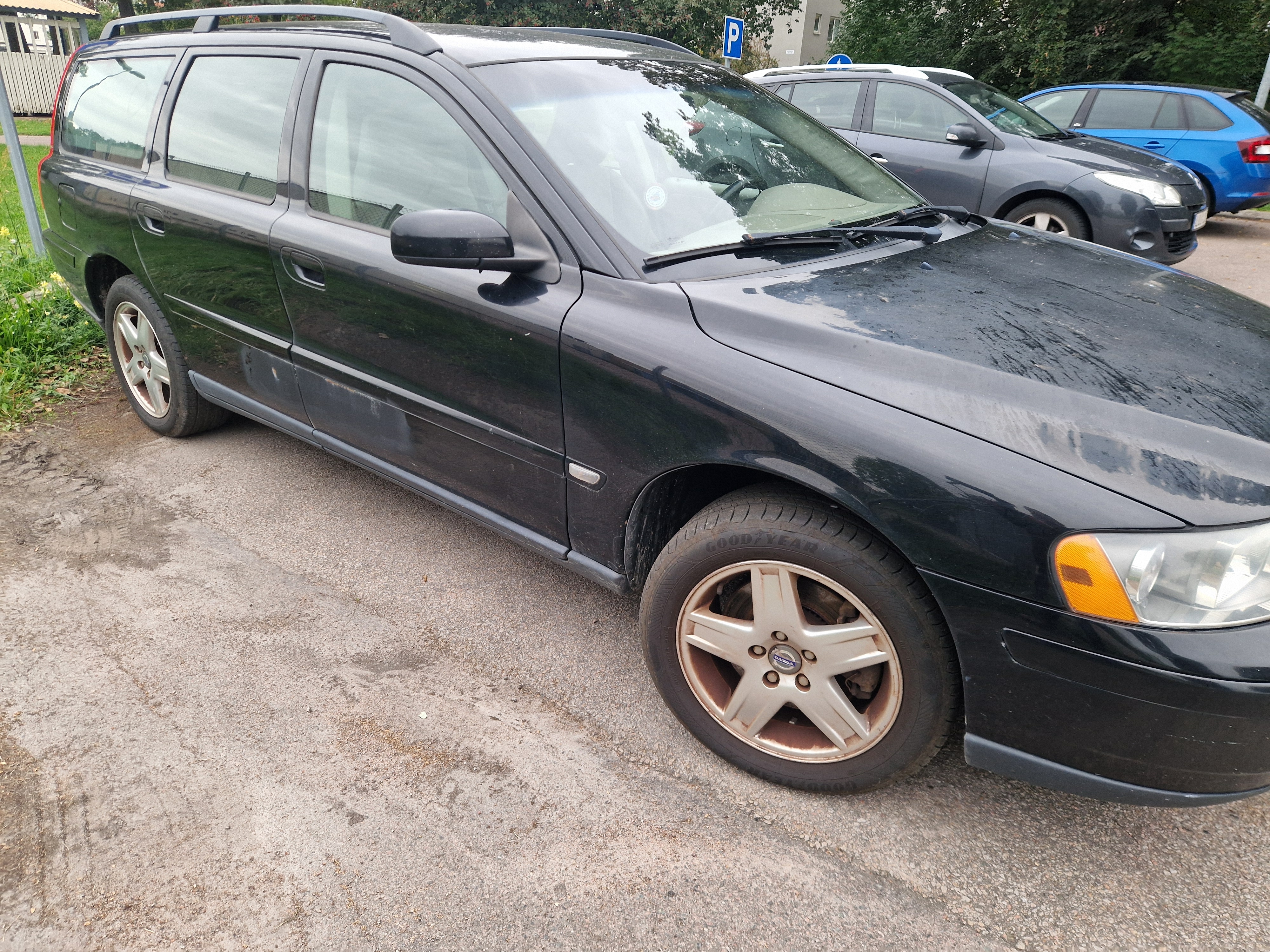 Volvo V70 2.5T AWD Manuell 2006, bild 2/3