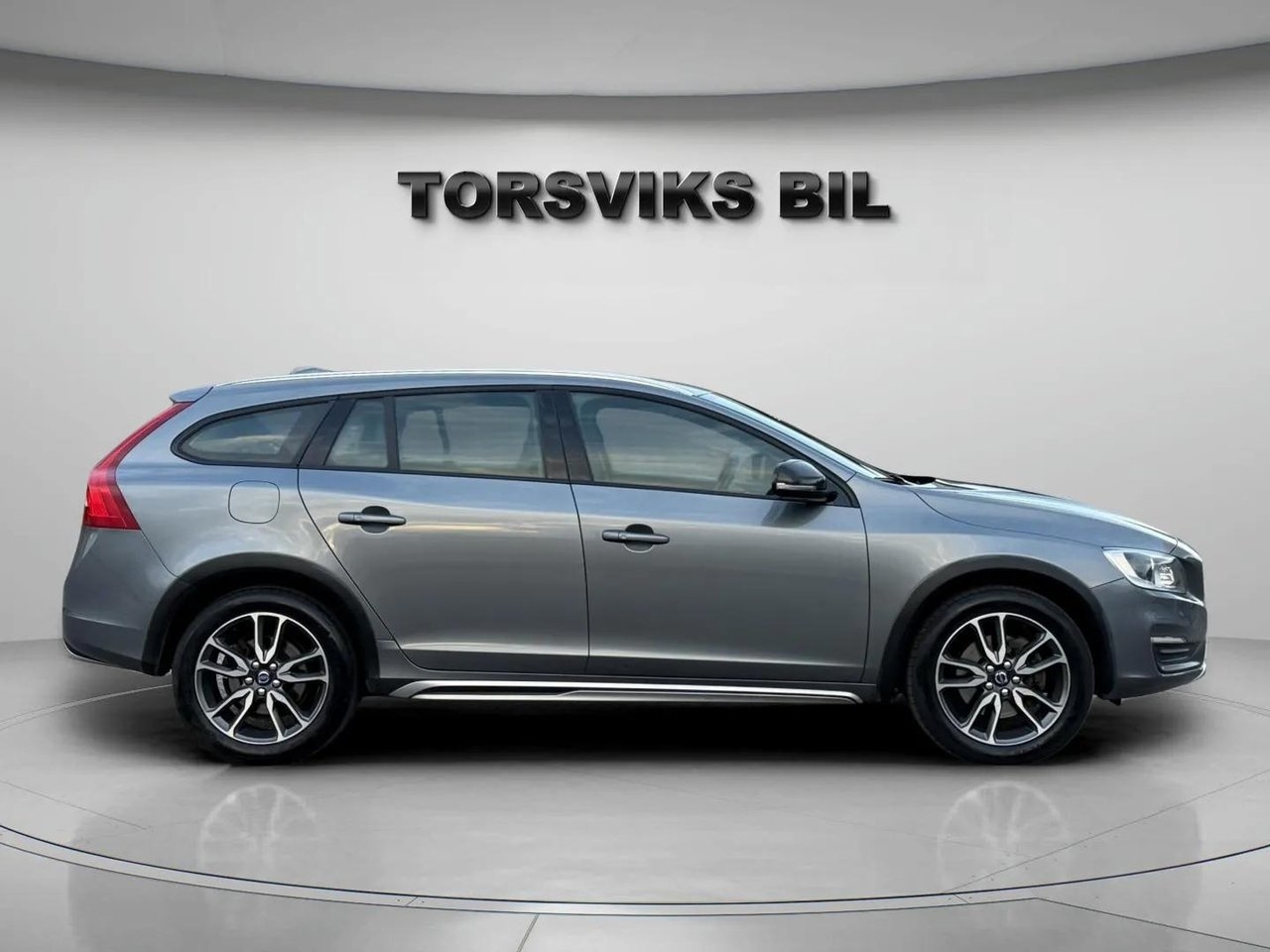 Volvo V60 Cross Country 2016, bild 7/10