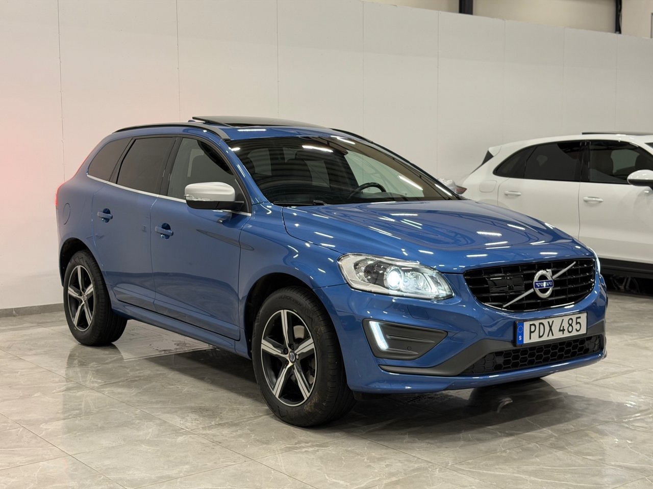 Volvo XC60 2017, bild 2/10
