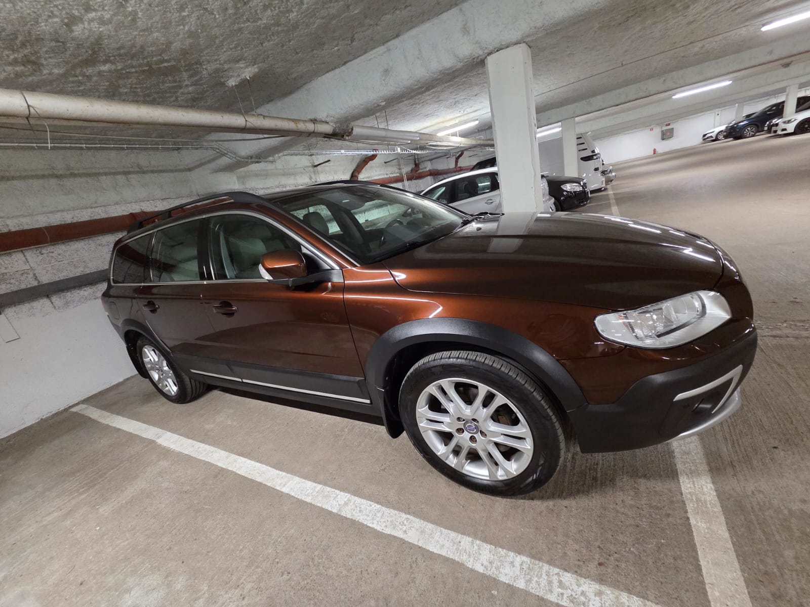 Volvo XC70 D4 AWD Geartronic 2016, bild 2/3