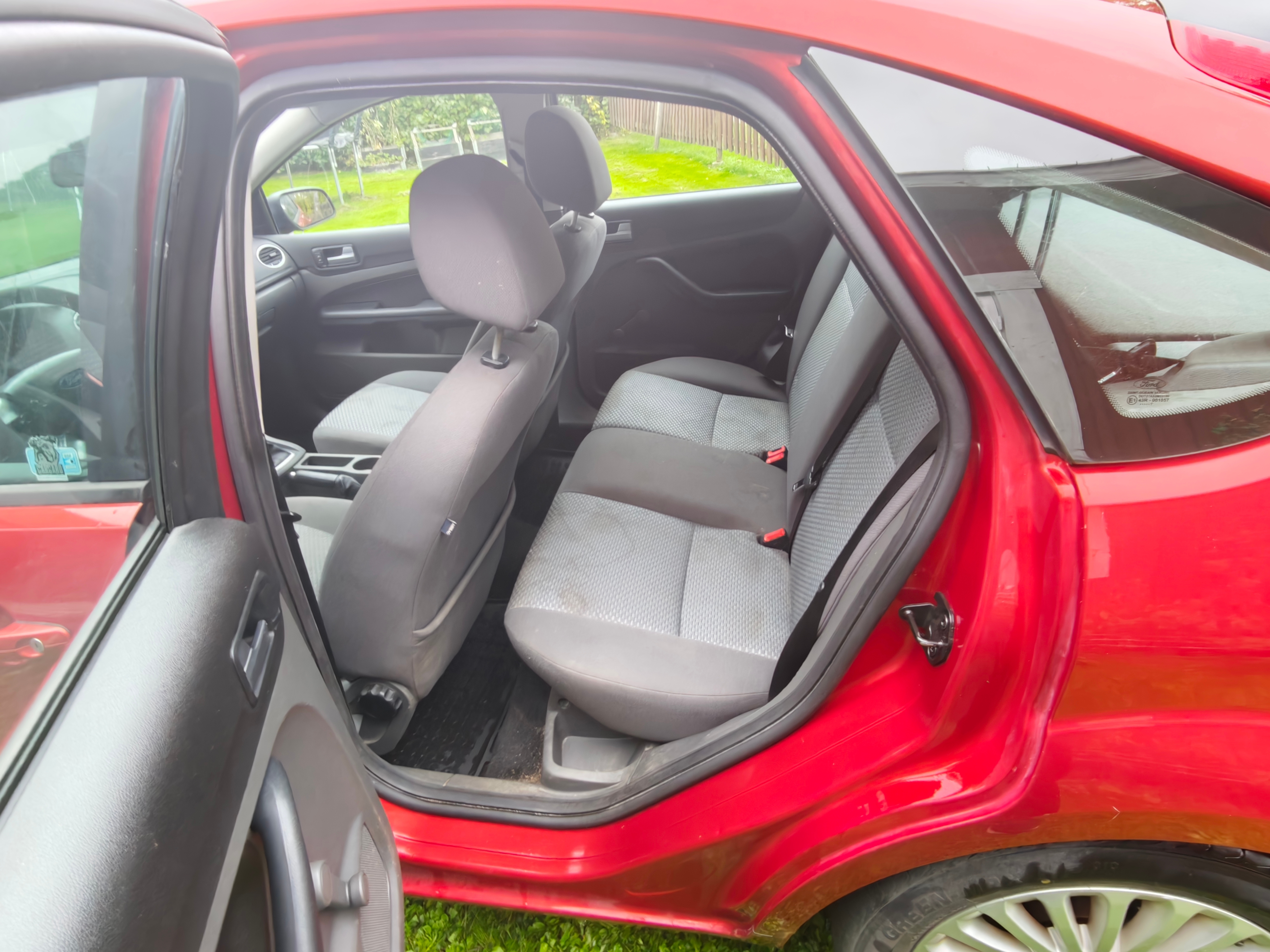 Ford Focus 2007, bild 7/8