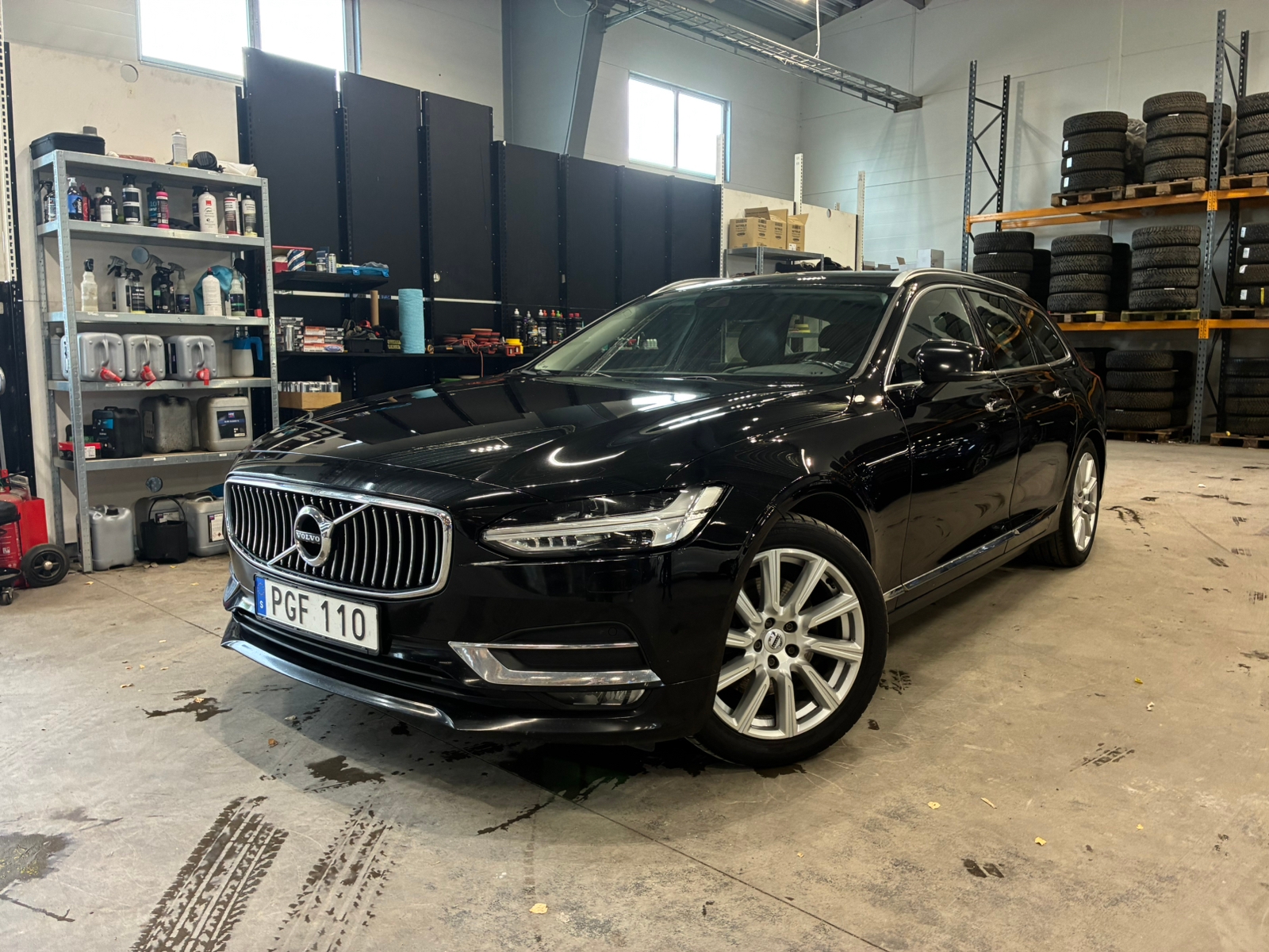 Volvo V90