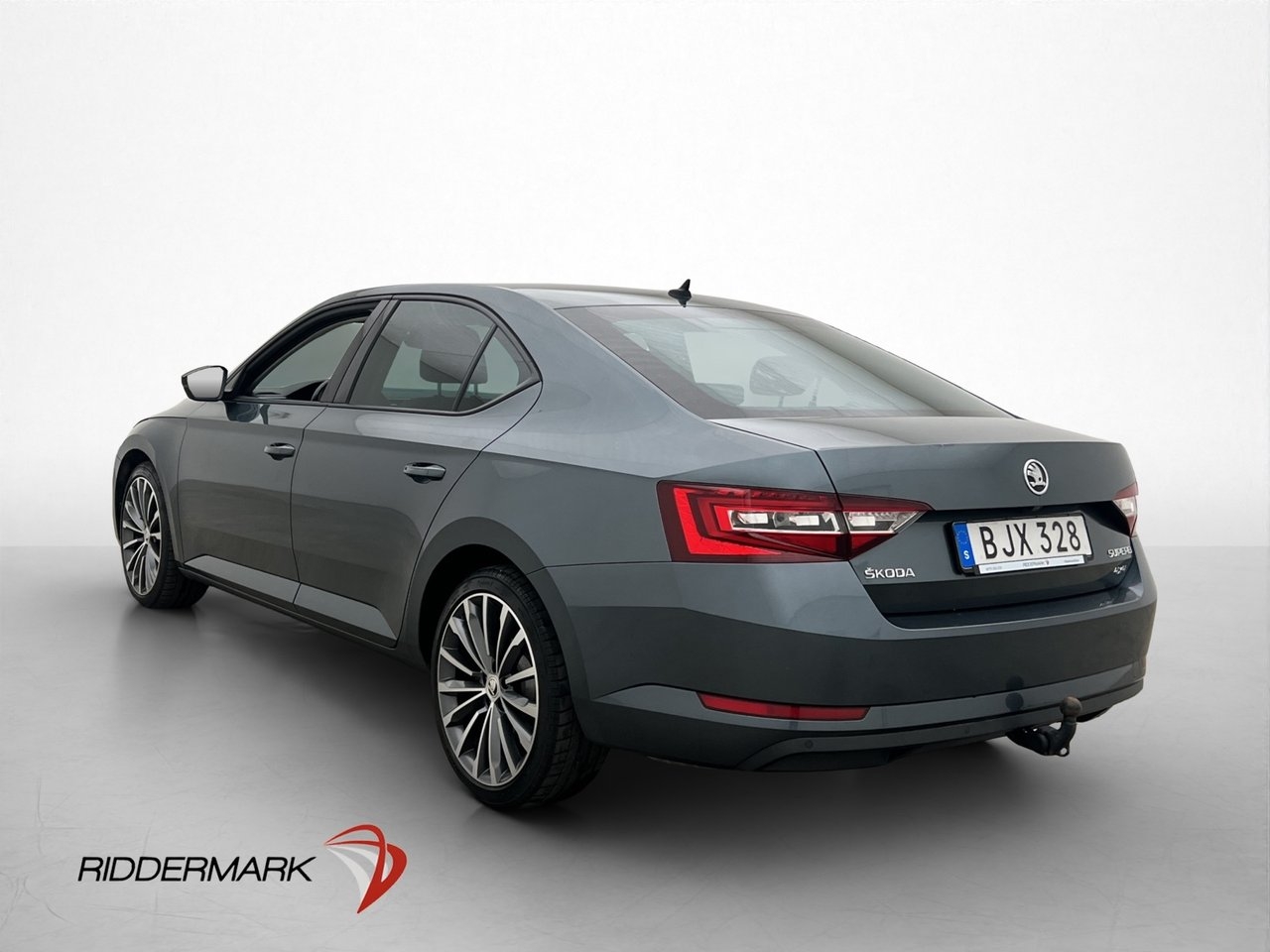 Skoda Superb 2018, bild 5/10