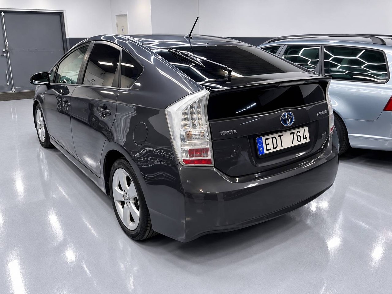 Toyota Prius Hybrid CVT Euro 5 Ny servat 2010, bild 4/10