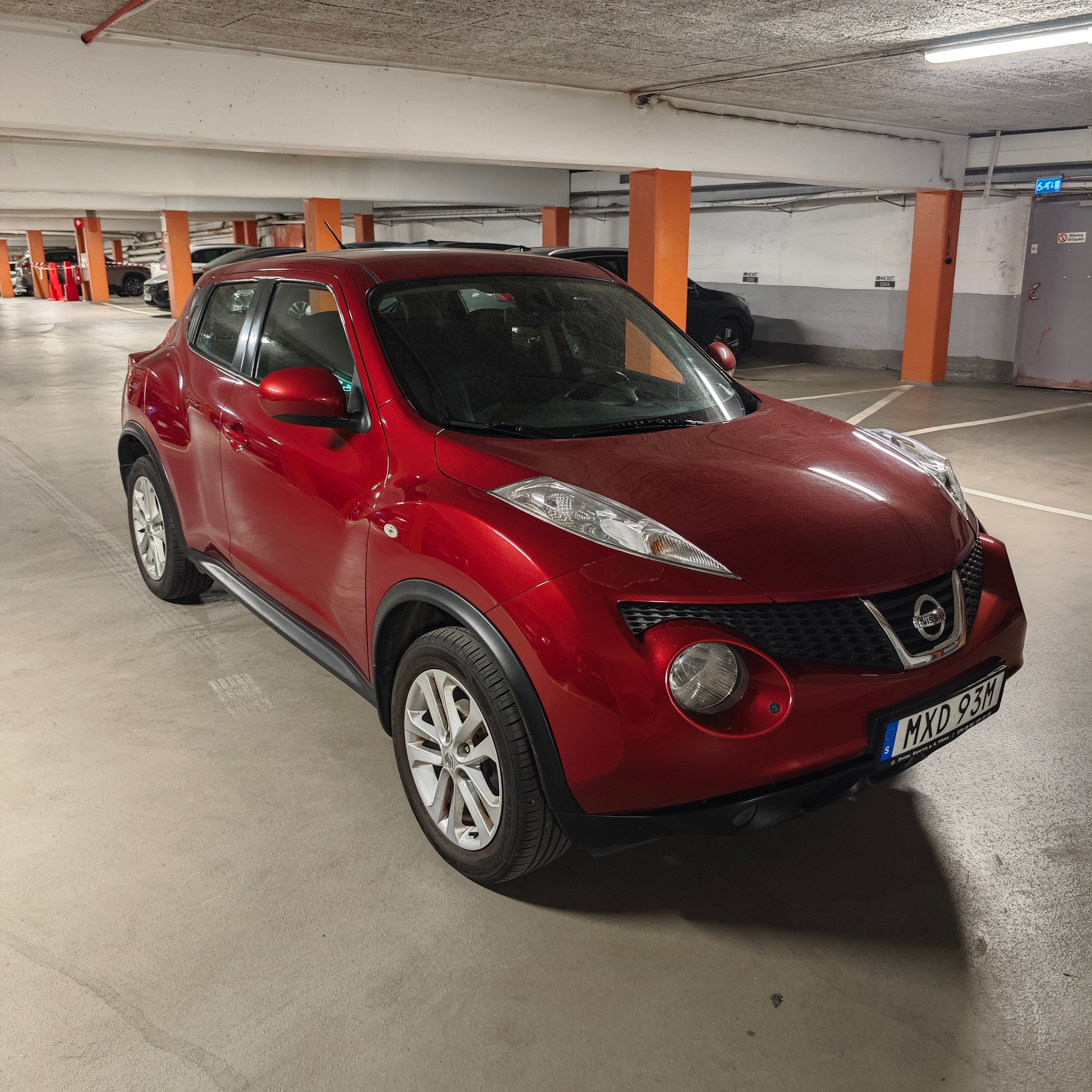 Nissan Juke 1.6 Manuell 2014, bild 2/8