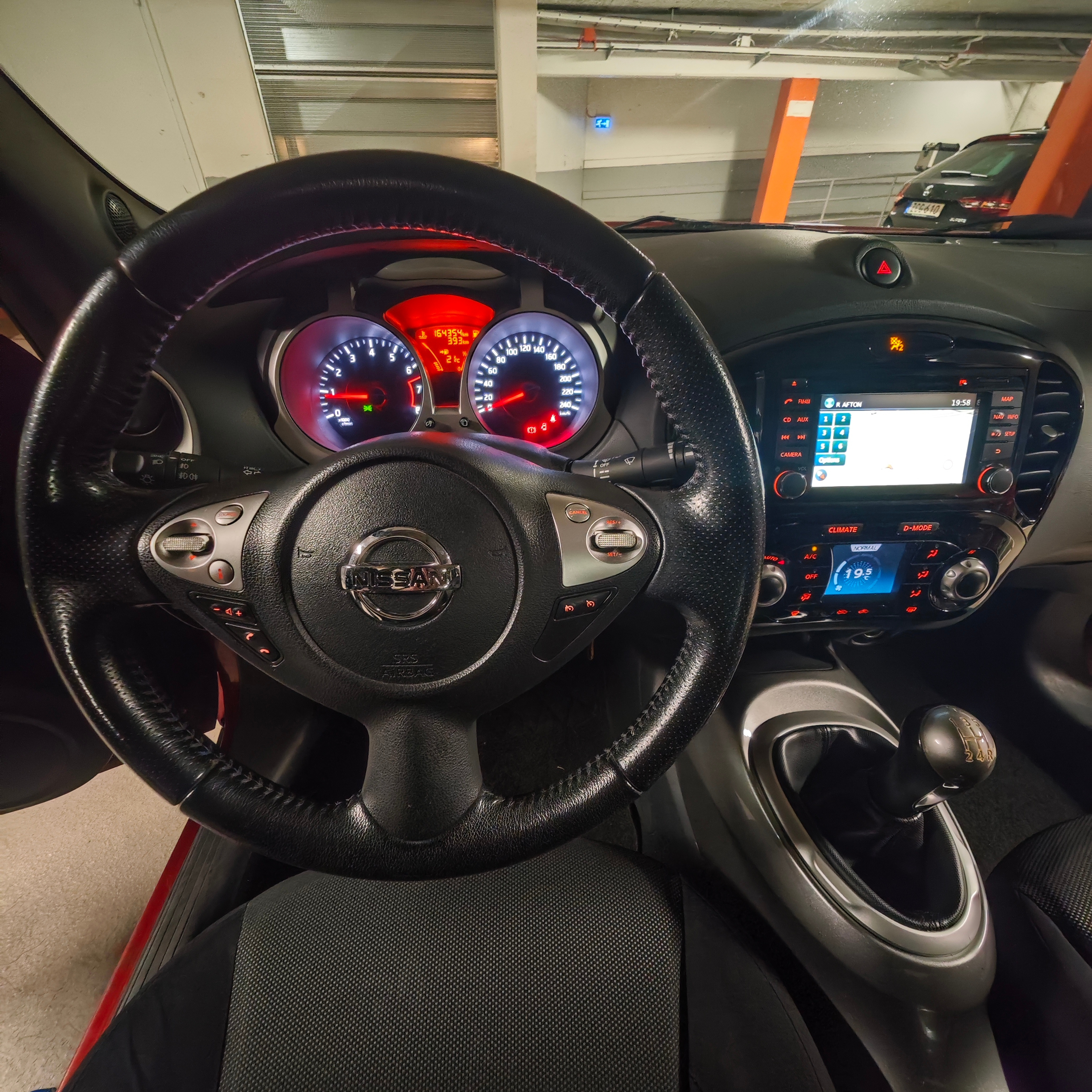 Nissan Juke 1.6 Manuell 2014, bild 8/8
