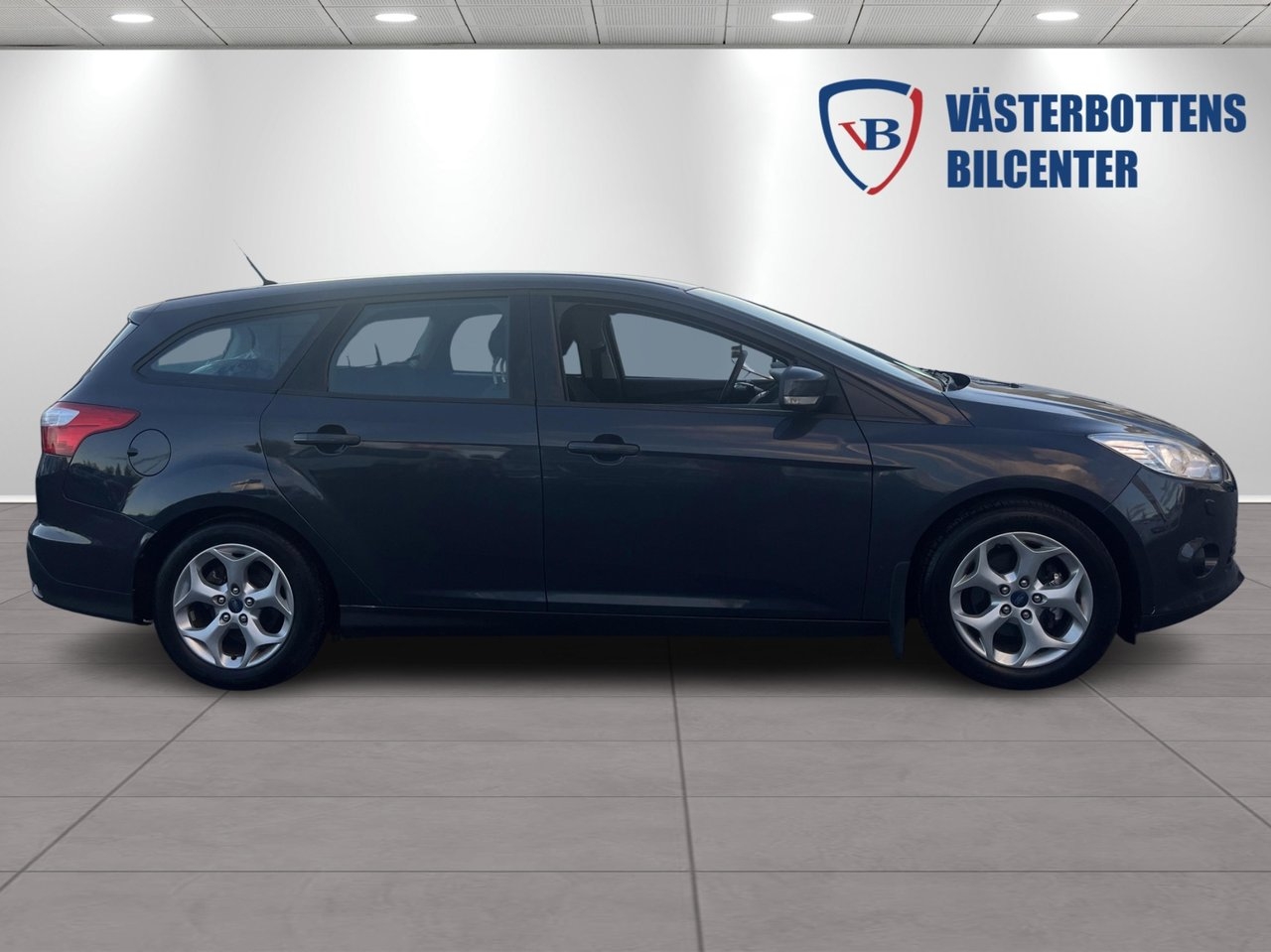 Ford Focus 2011, kuva 2/9