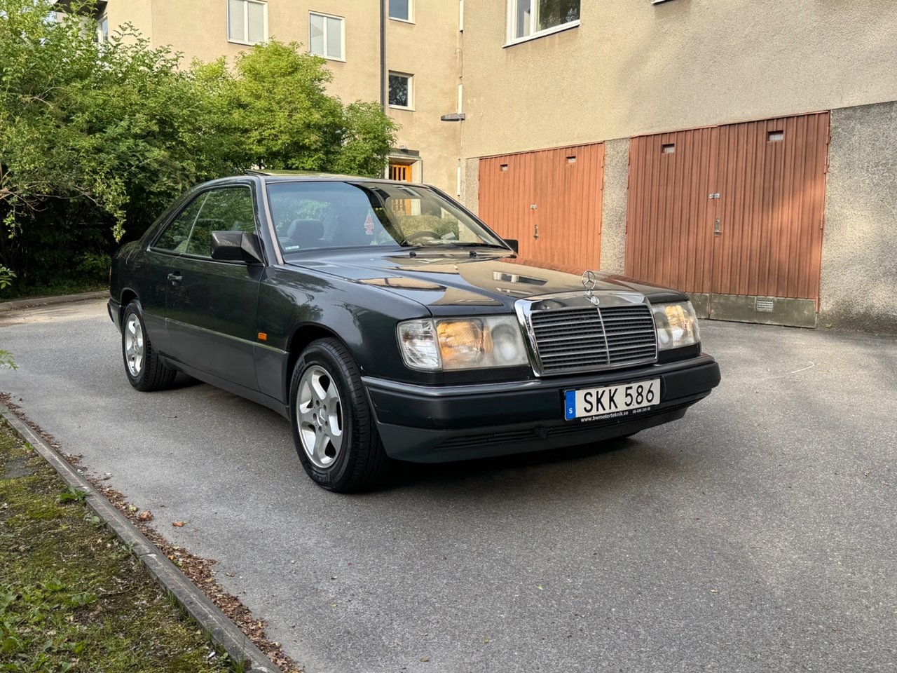 Mercedes-Benz 300 1992, kuva 3/10