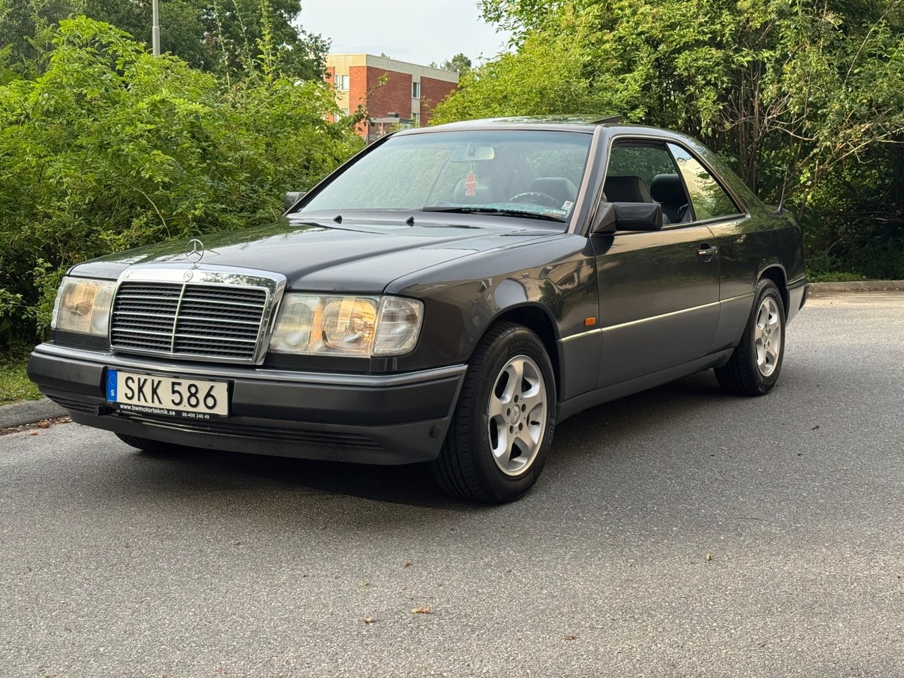 Mercedes-Benz 300 1992, kuva 7/10