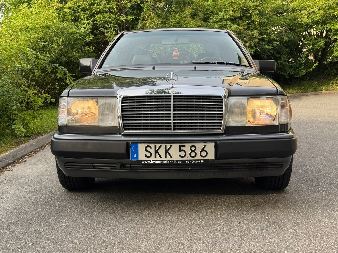 Mercedes-Benz 300 1992, kuva 2/10