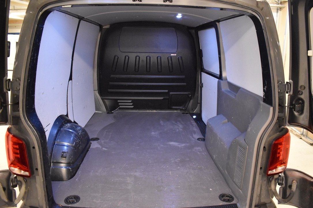 Volkswagen Transporter T30 2.0 TDI 2022, bild 7/10