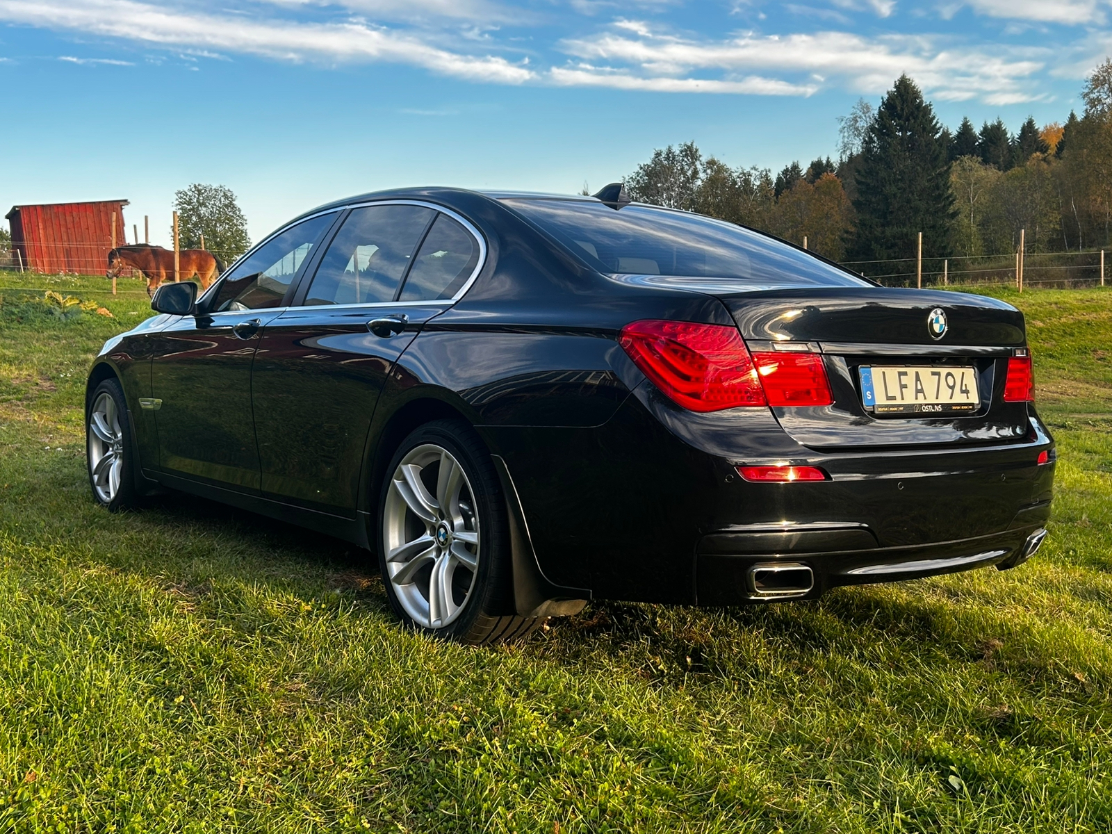 BMW 740 d xDrive Steptronic , m-sport 2011, kuva 6/10
