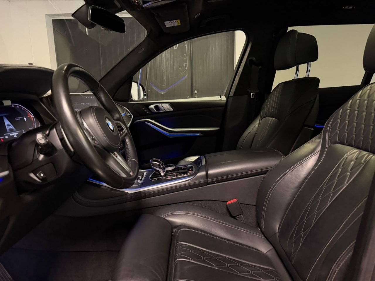 BMW X7 2021, bild 7/10