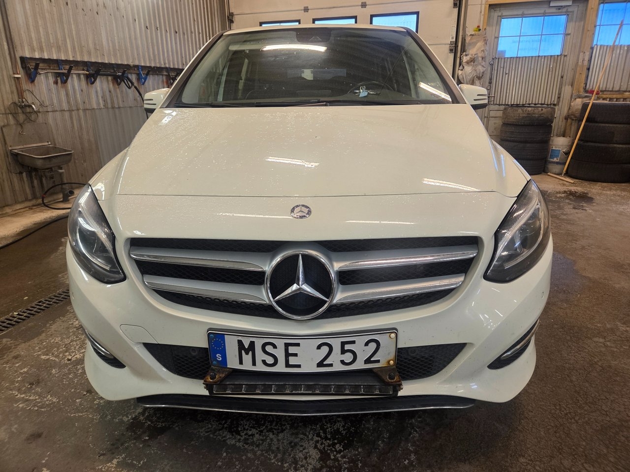 Mercedes-Benz B 2015, photo 2/10