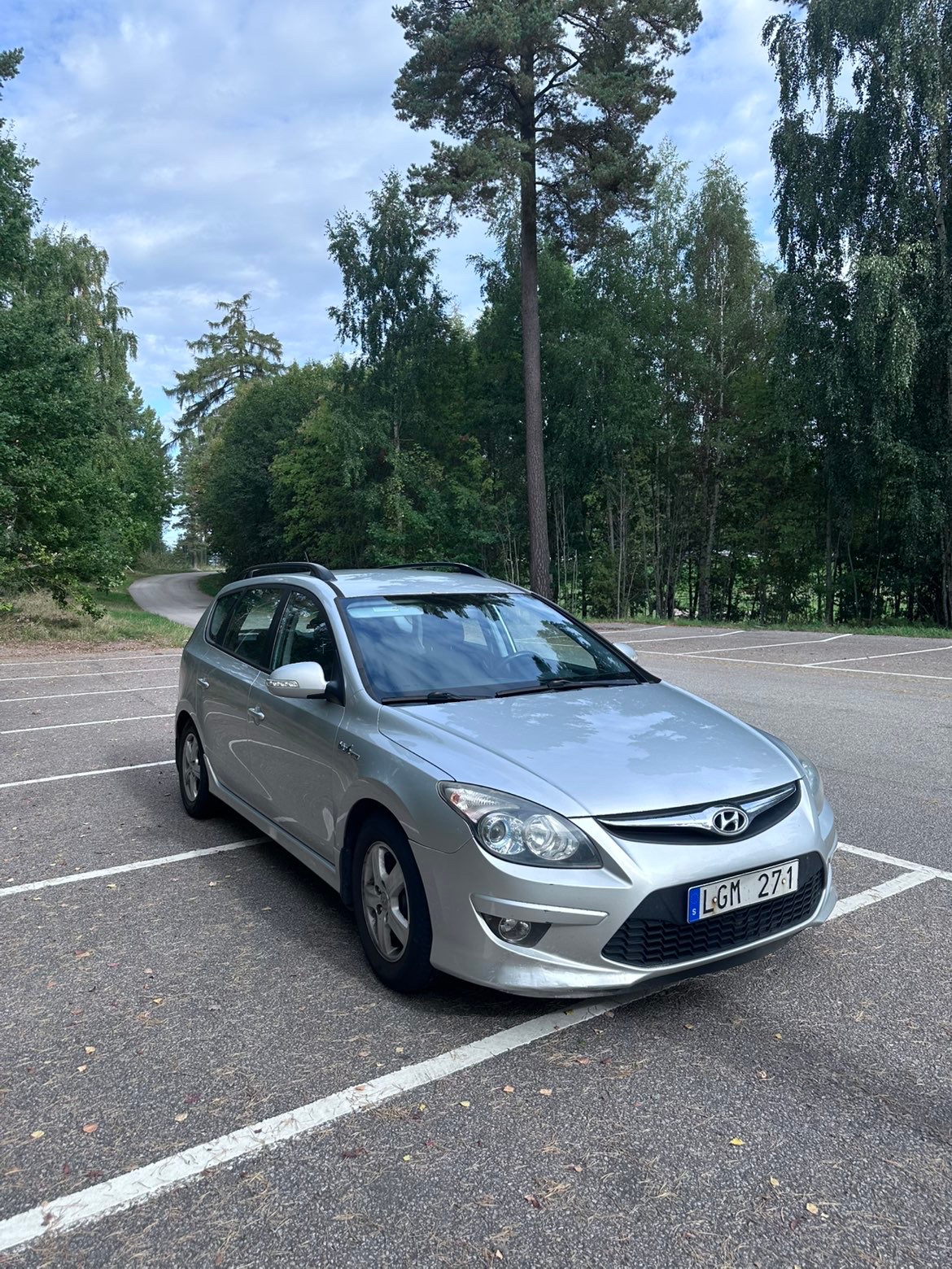 Hyundai i30 cw 1.6 CRDi Manuell 2011, bild 2/7