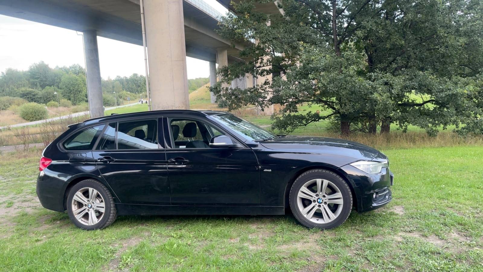 BMW 318 d Touring Steptronic 2018, kuva 5/10