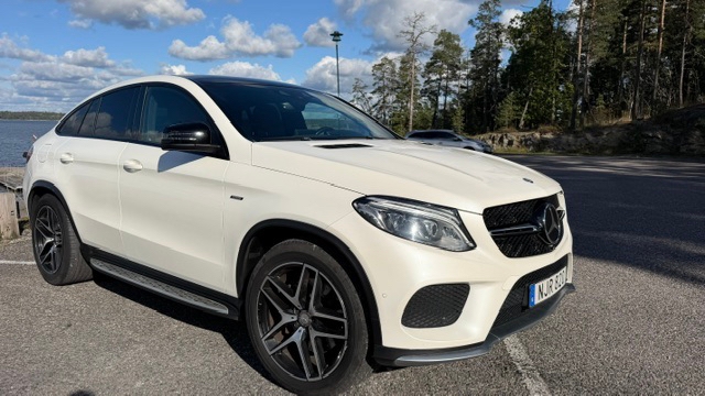 Mercedes-Benz GLE 2016, bild 3/10