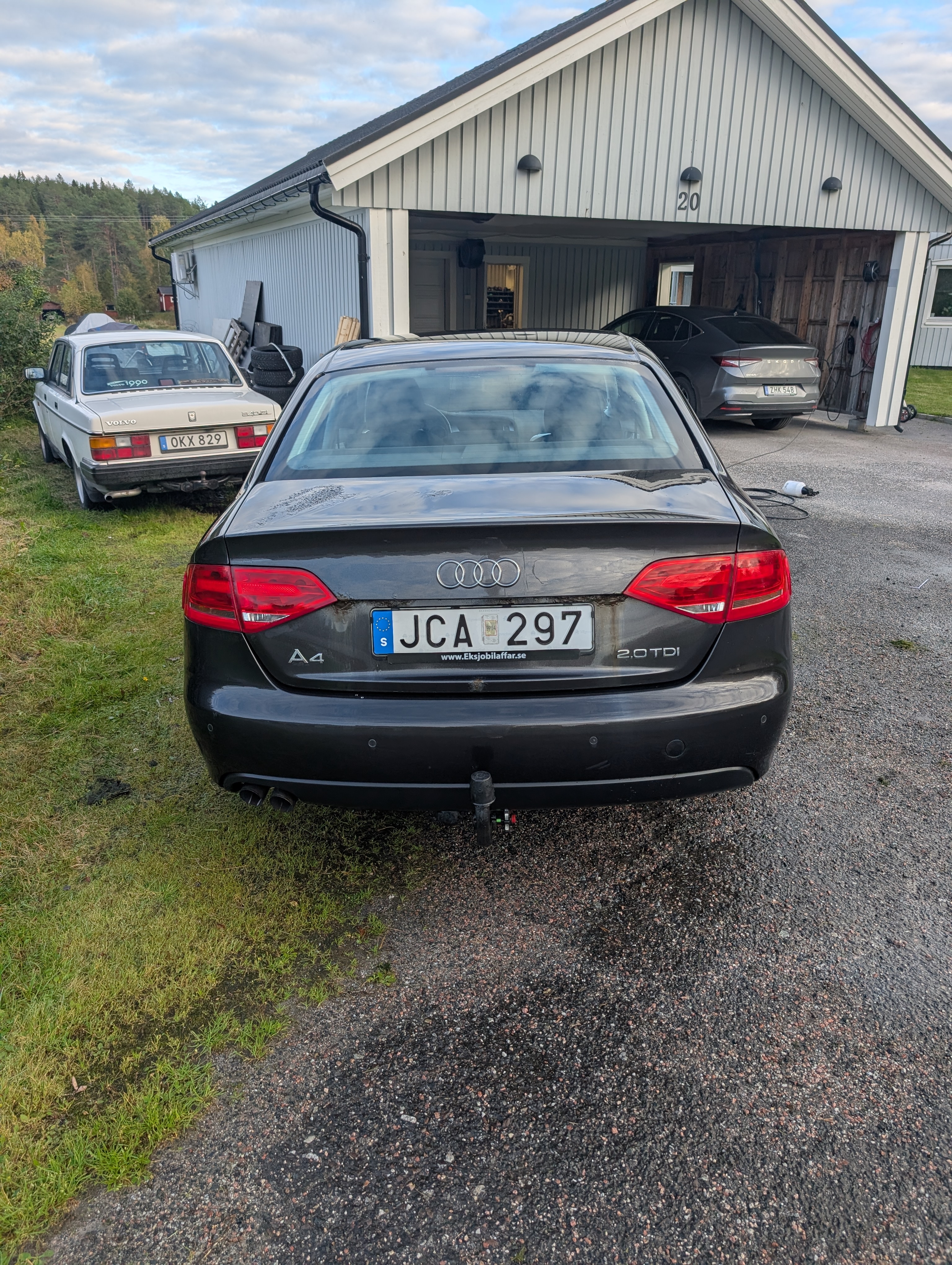 Audi A4 Sedan 2.0 TDI DPF Manuell 2009, bild 4/6