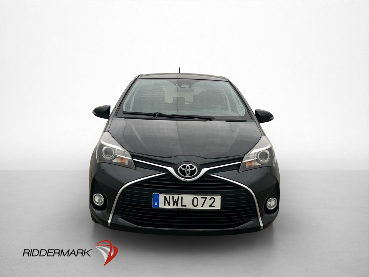 Toyota Yaris 1.33 Dual VVT-i Active 2015, bild 2/10