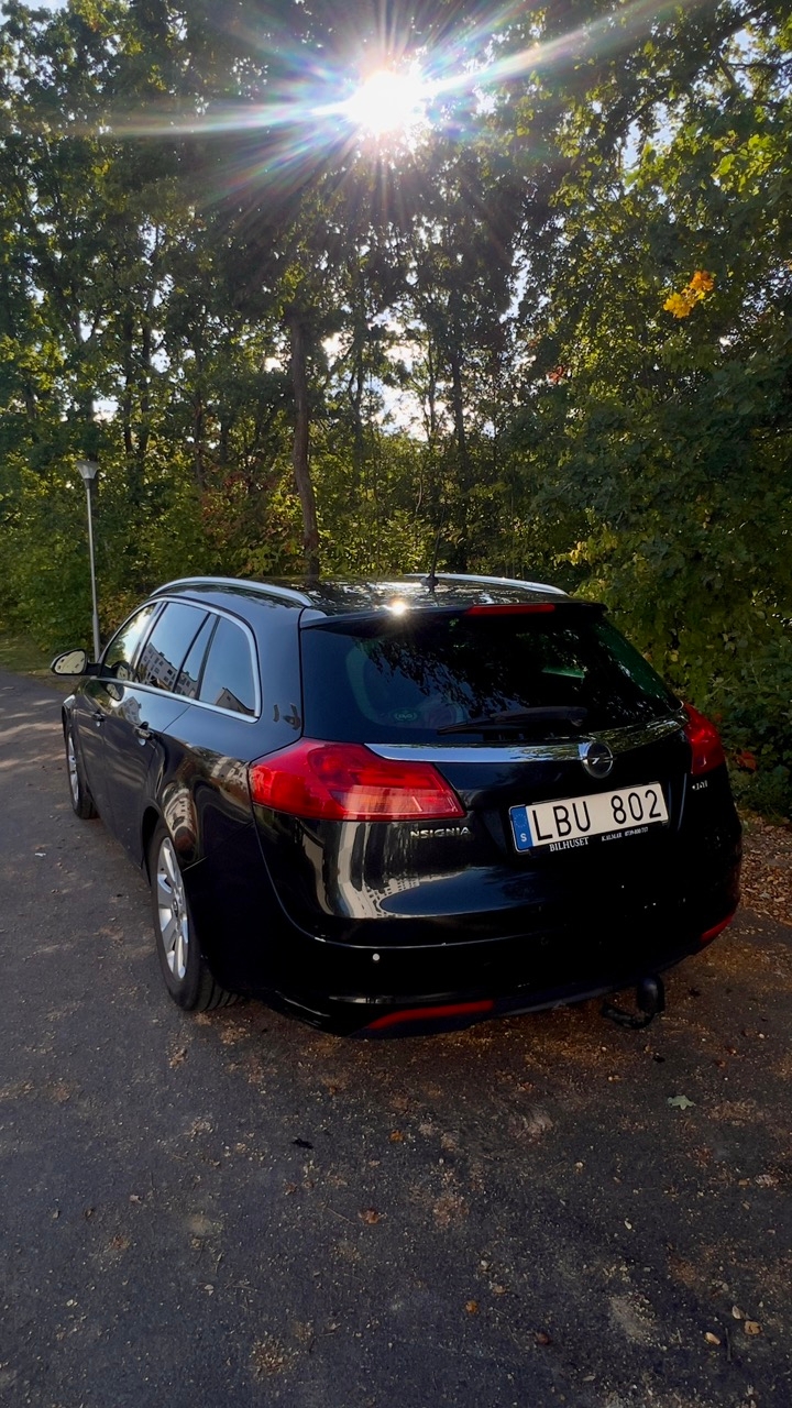 Opel Insignia 2011, bild 2/7