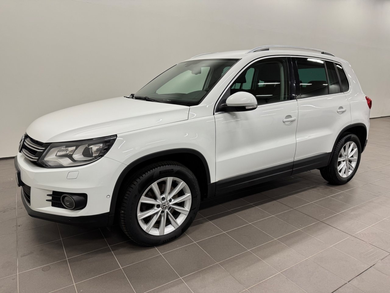 Volkswagen Tiguan 2015, bild 7/10