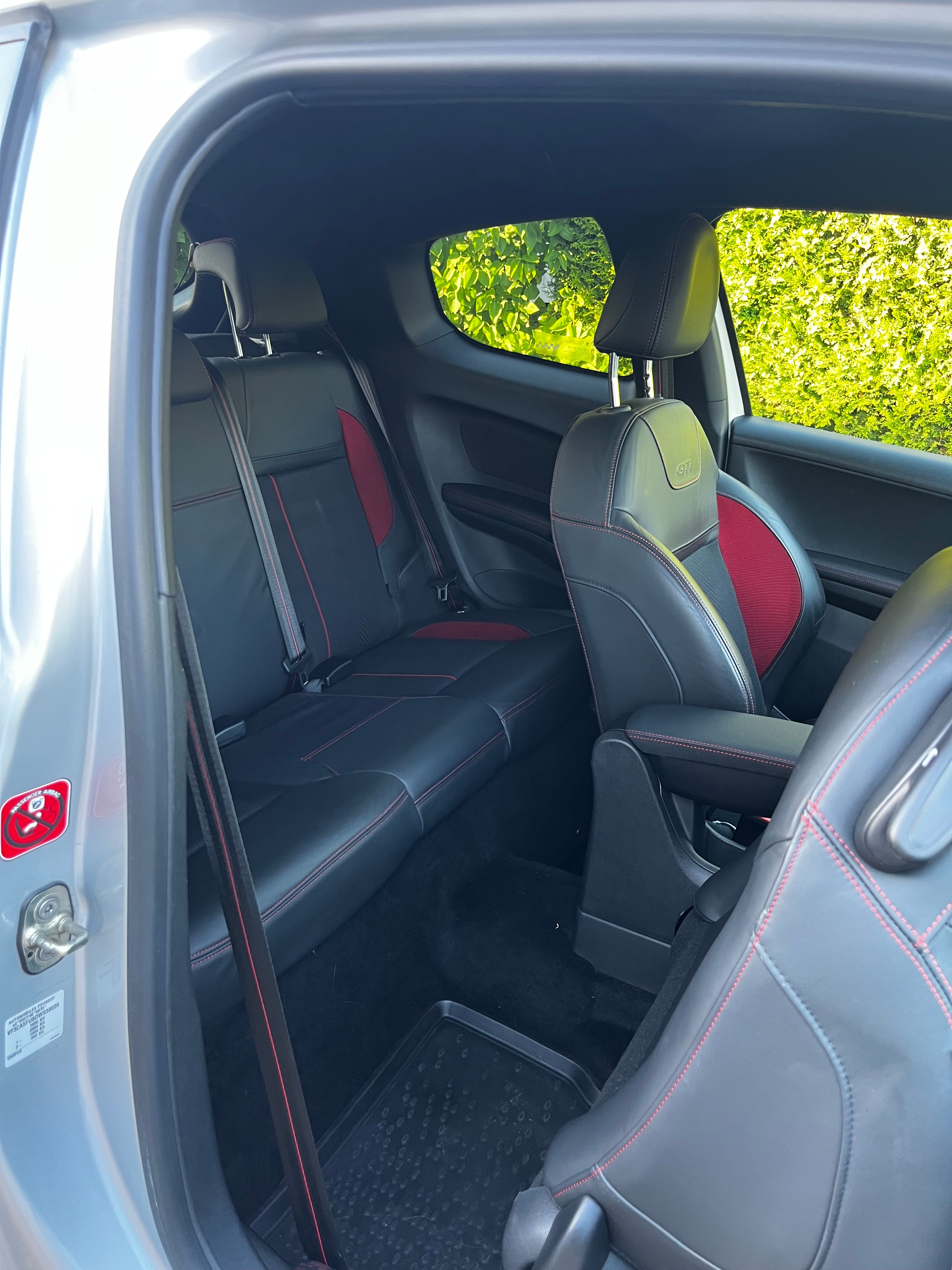 Peugeot 208 GTi 1.6 THP 200 Manuell 2013, bild 5/7