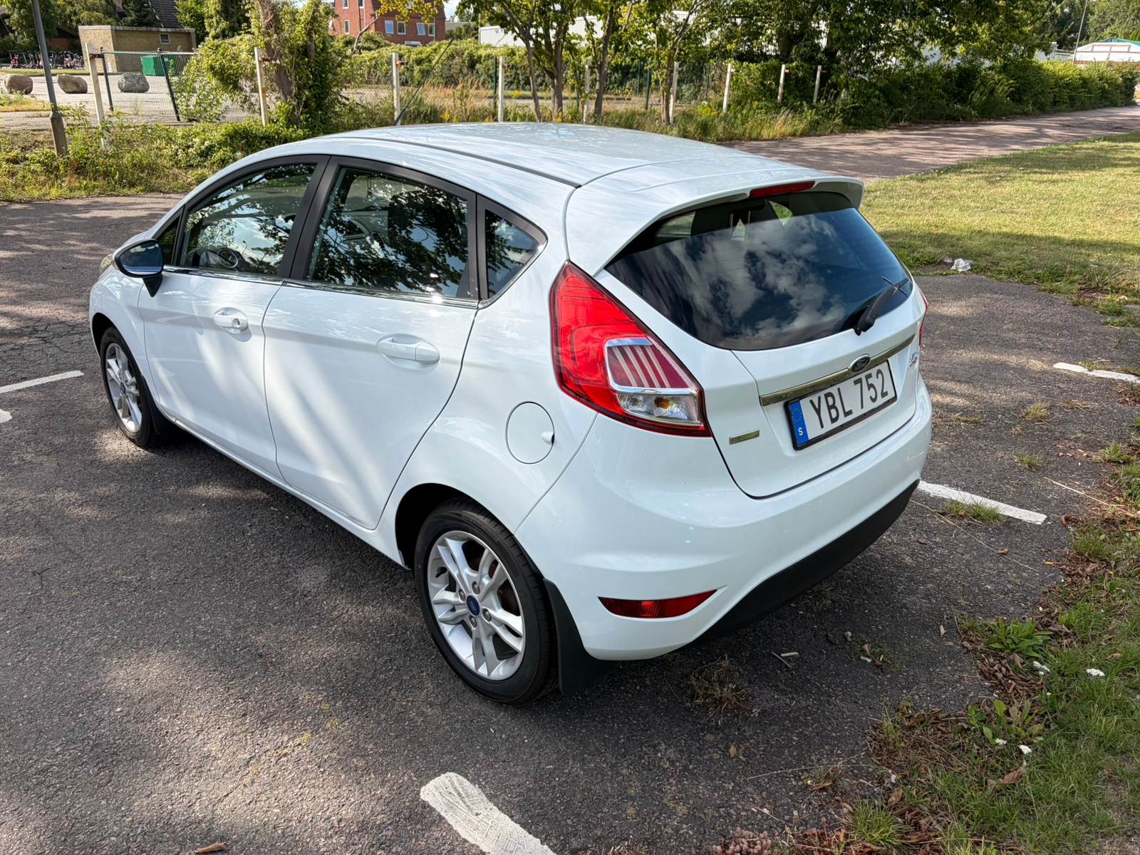 Ford Fiesta 2016, bild 4/6