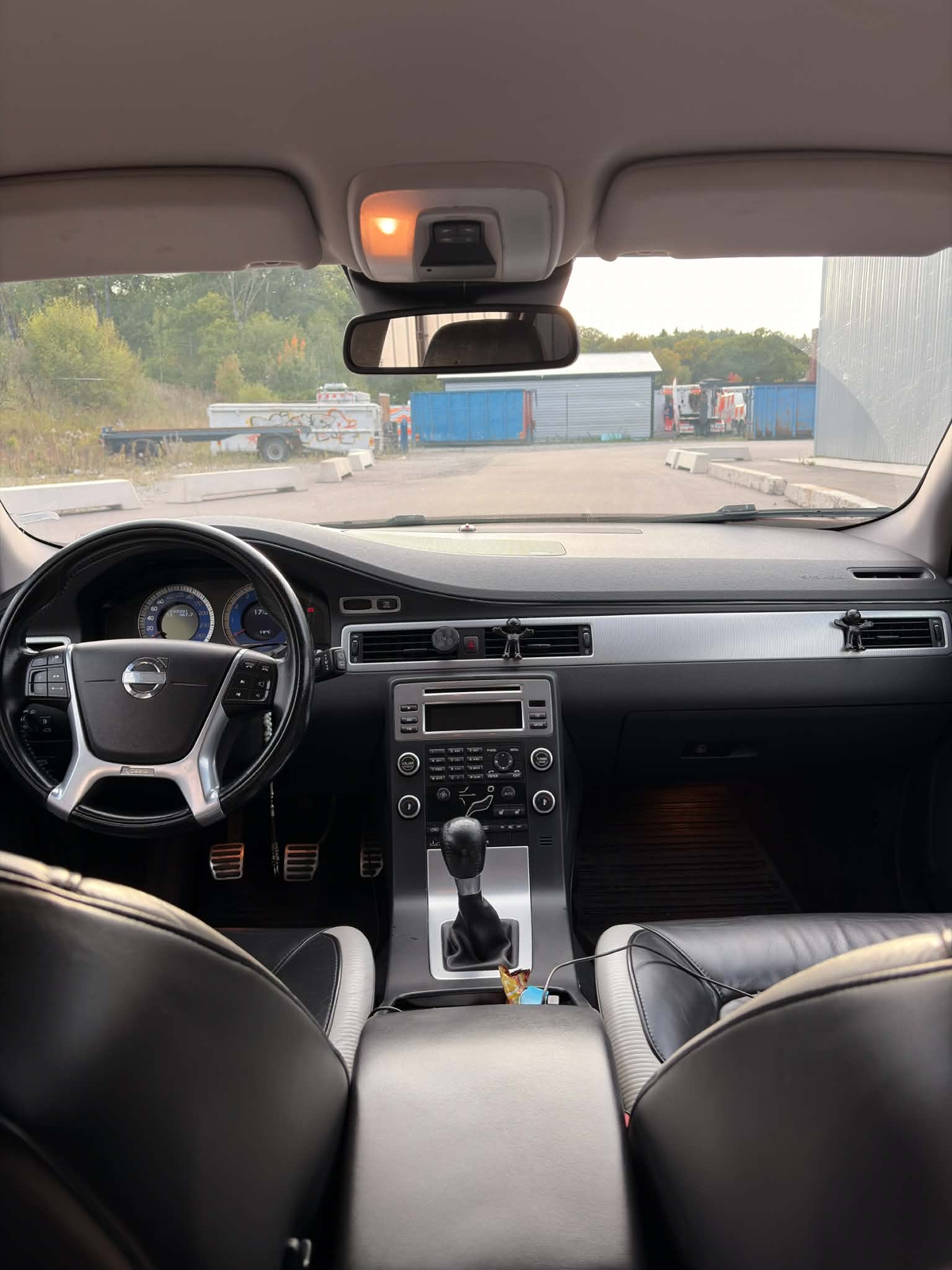 Volvo V70 2.5FT Manuell 2010, bild 3/4