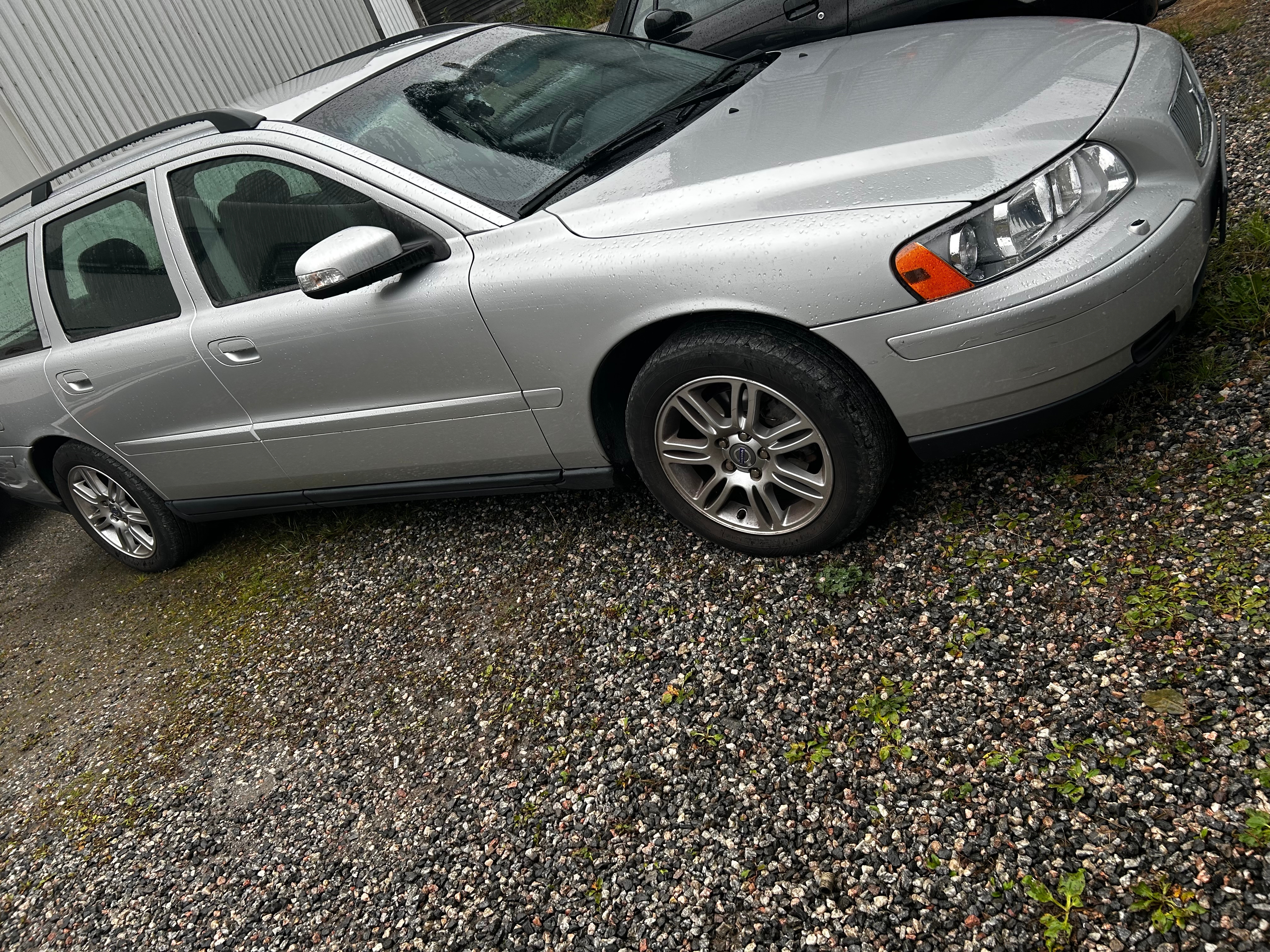 Volvo V70 2.4 Bi-Fuel CNG Manuell 2007, bild 3/3