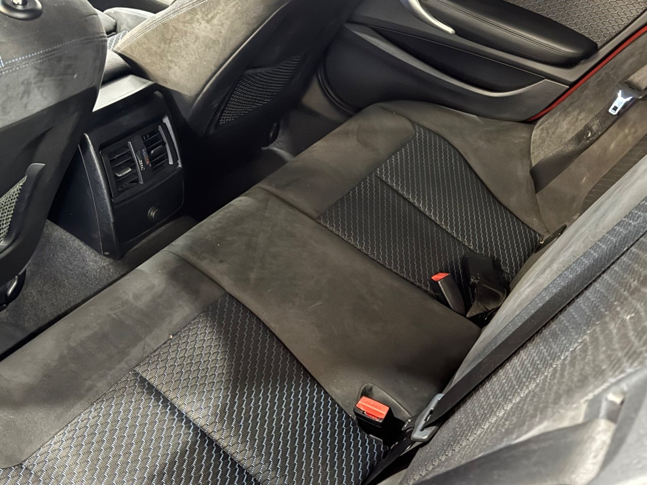 BMW 118 2018, bild 6/10