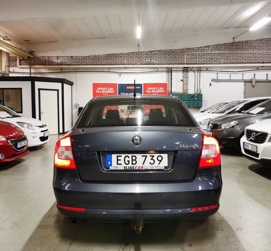 Skoda Octavia 2011, bild 6/10