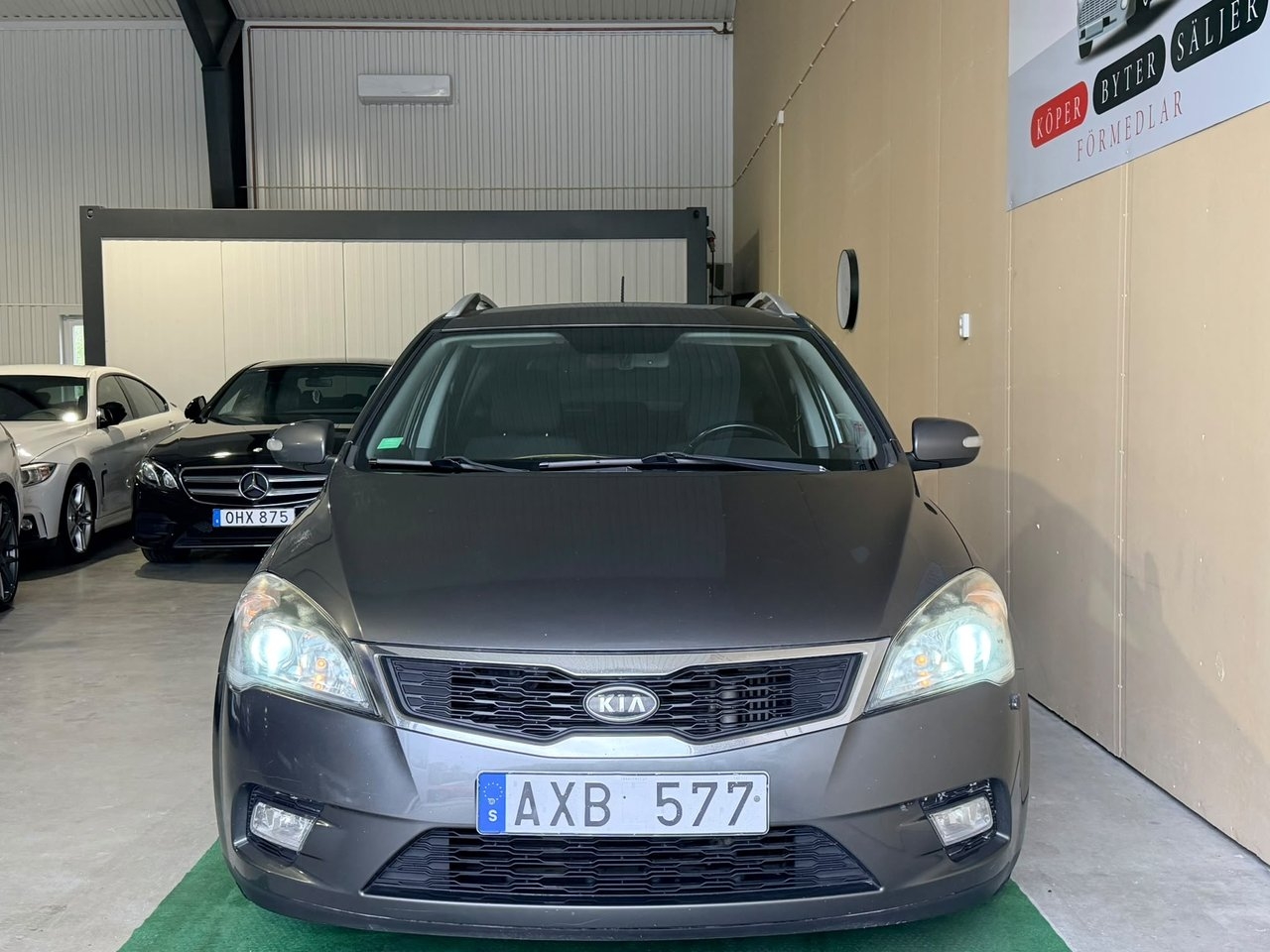 Kia Ceed 2010, bild 2/10