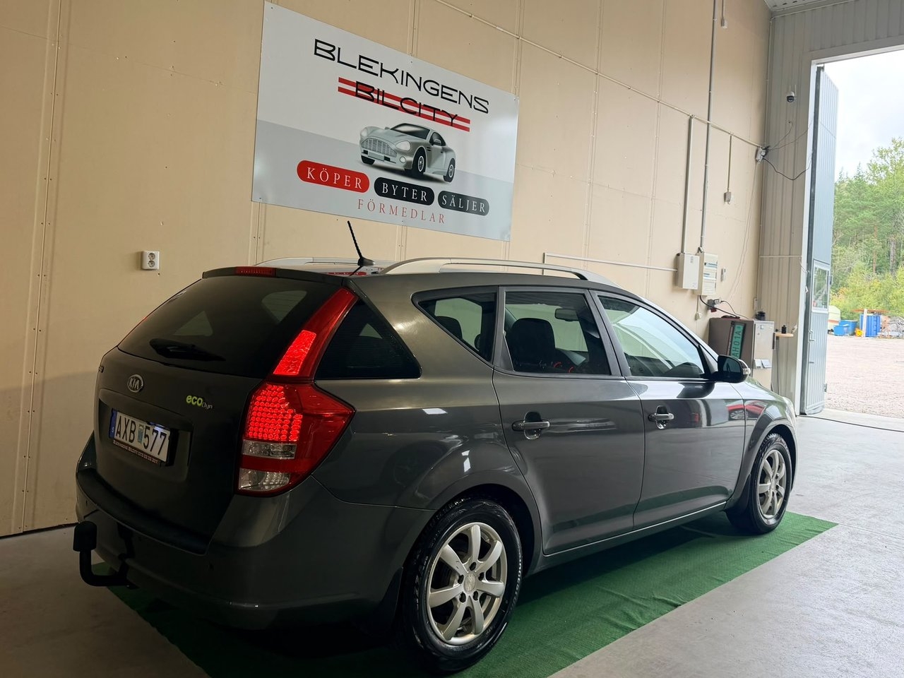 Kia Ceed 2010, bild 5/10