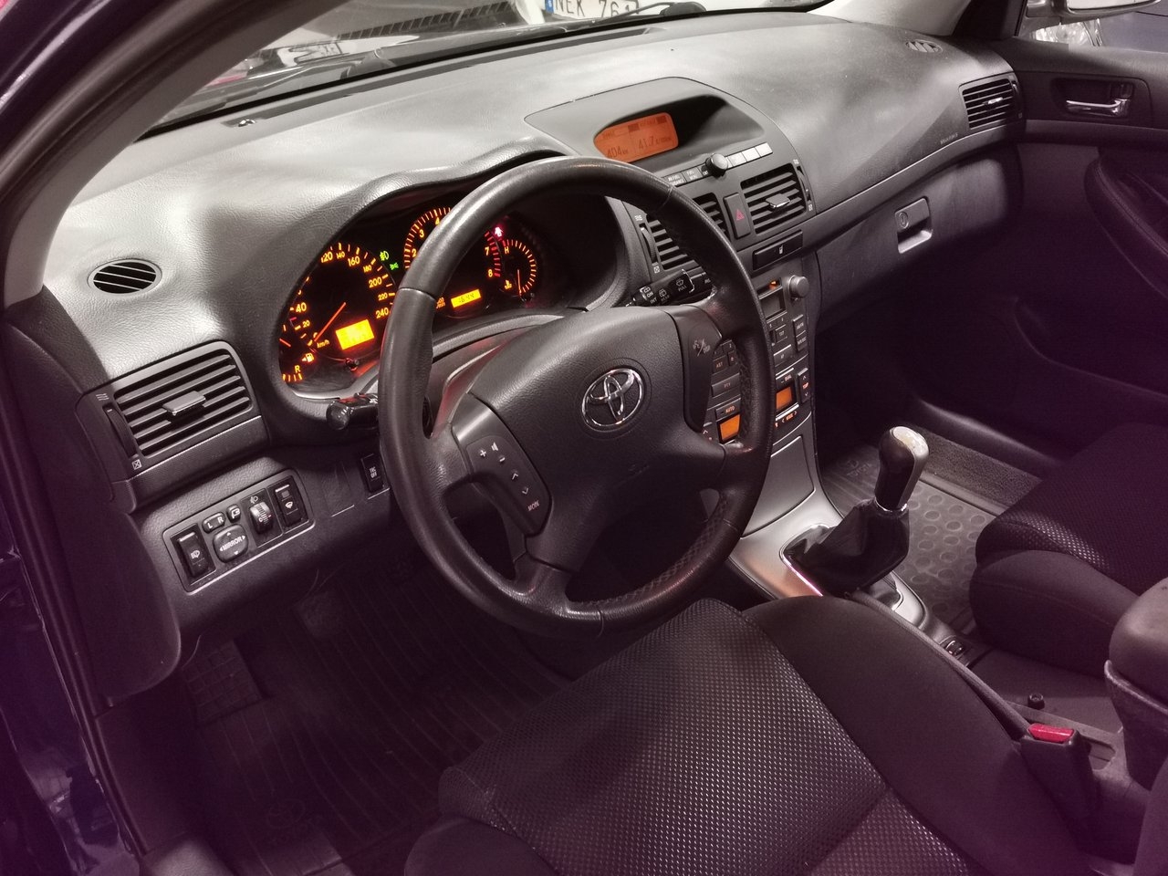 Toyota Avensis 2004, bild 7/10