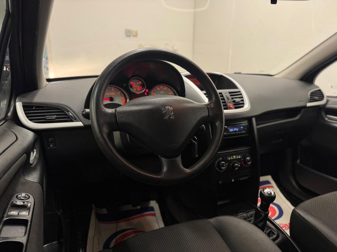 Peugeot 207 SW 1.4 VTi Euro 5 2010, bild 5/10