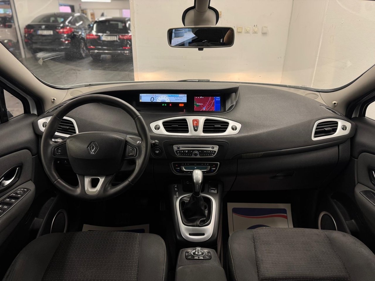 Renault Grand Scenic 2.0 dCi Euro 5 2010, bild 5/10