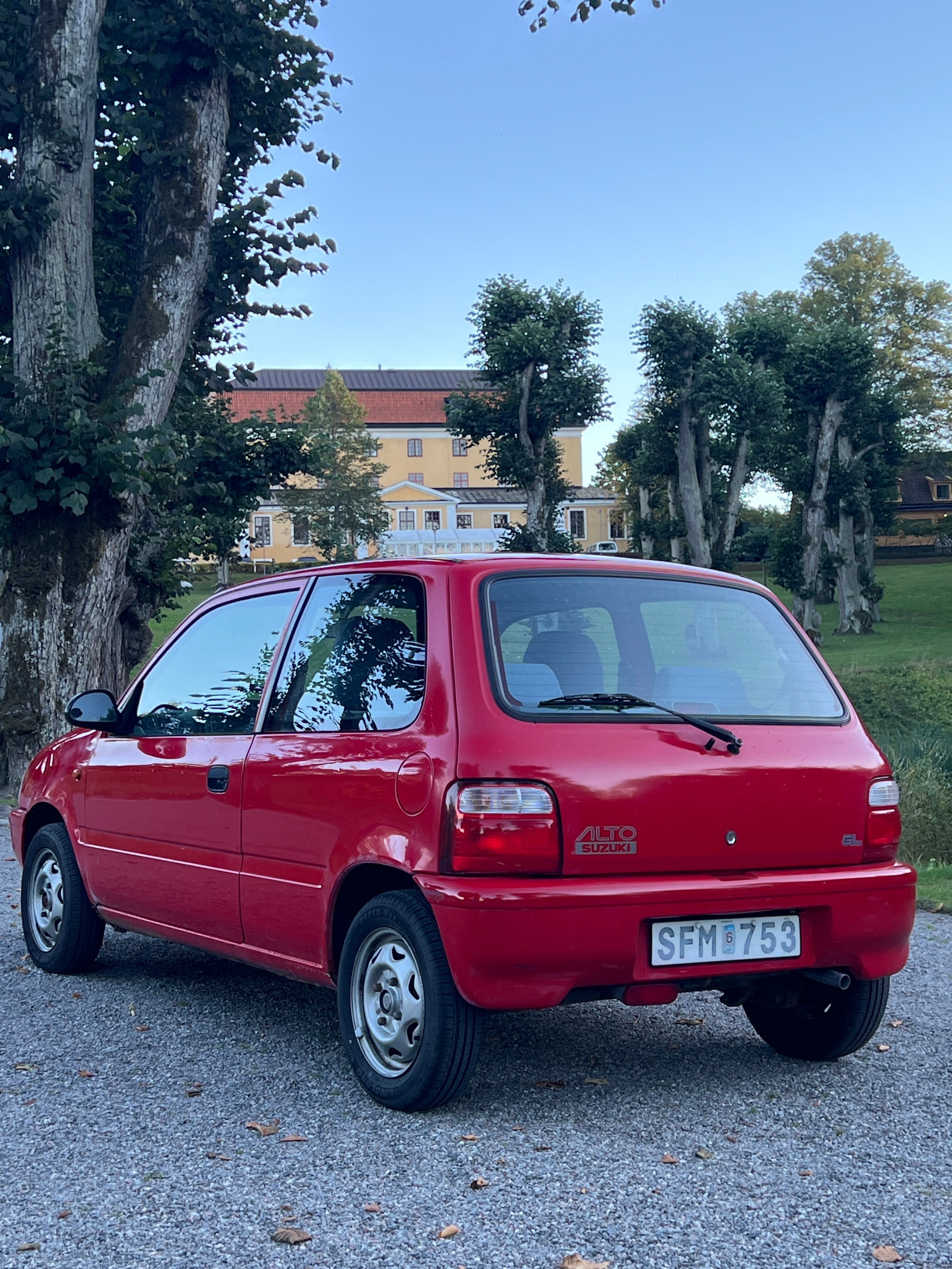 Suzuki Alto 3-dörrar 1.0 SOHC 8V Manuell 2001, bild 2/10