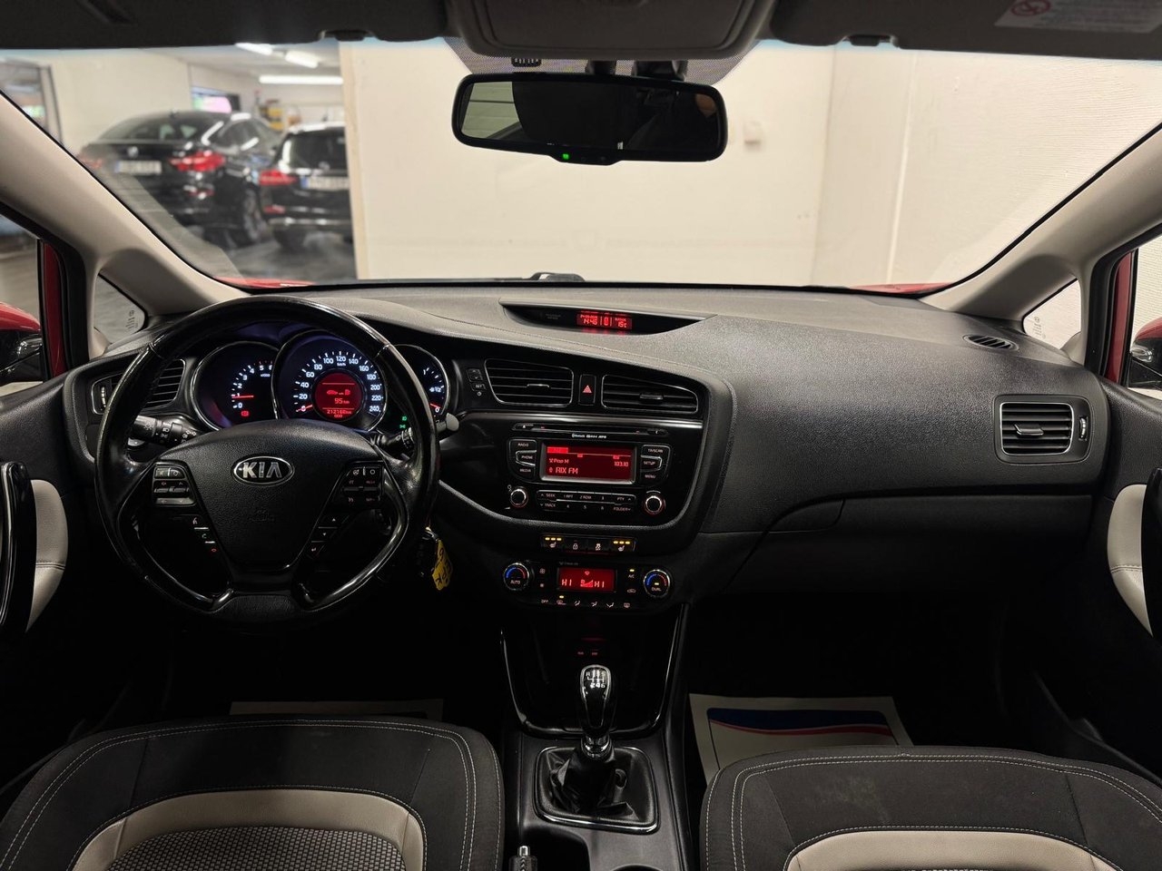 Kia Ceed 2013, bild 6/10