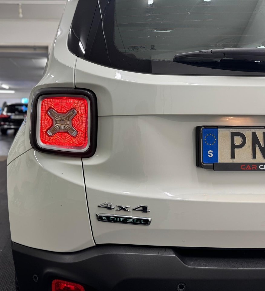 Jeep Renegade 2.0 CRD 4WD Limited Euro 6 2015, bild 4/10